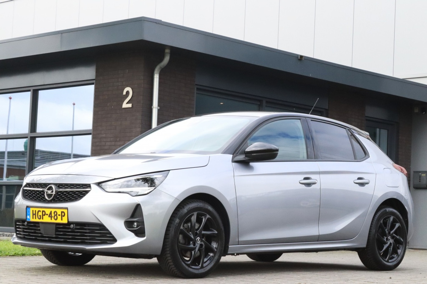 Opel Corsa 1.2 GS Line Apple Carplay Android Auto 2023 - voorkant