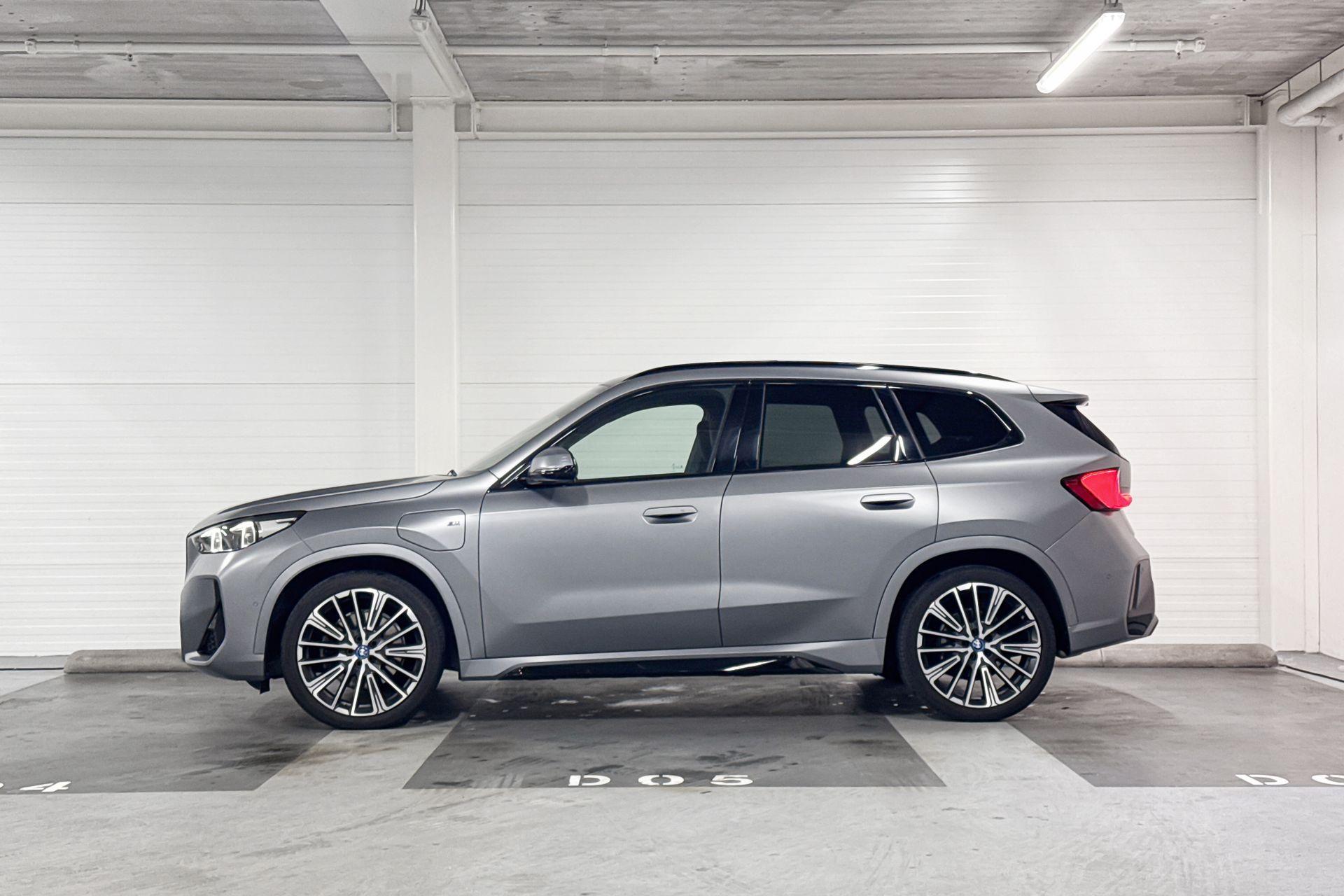 Foto van BMW X1 Xdrive30e