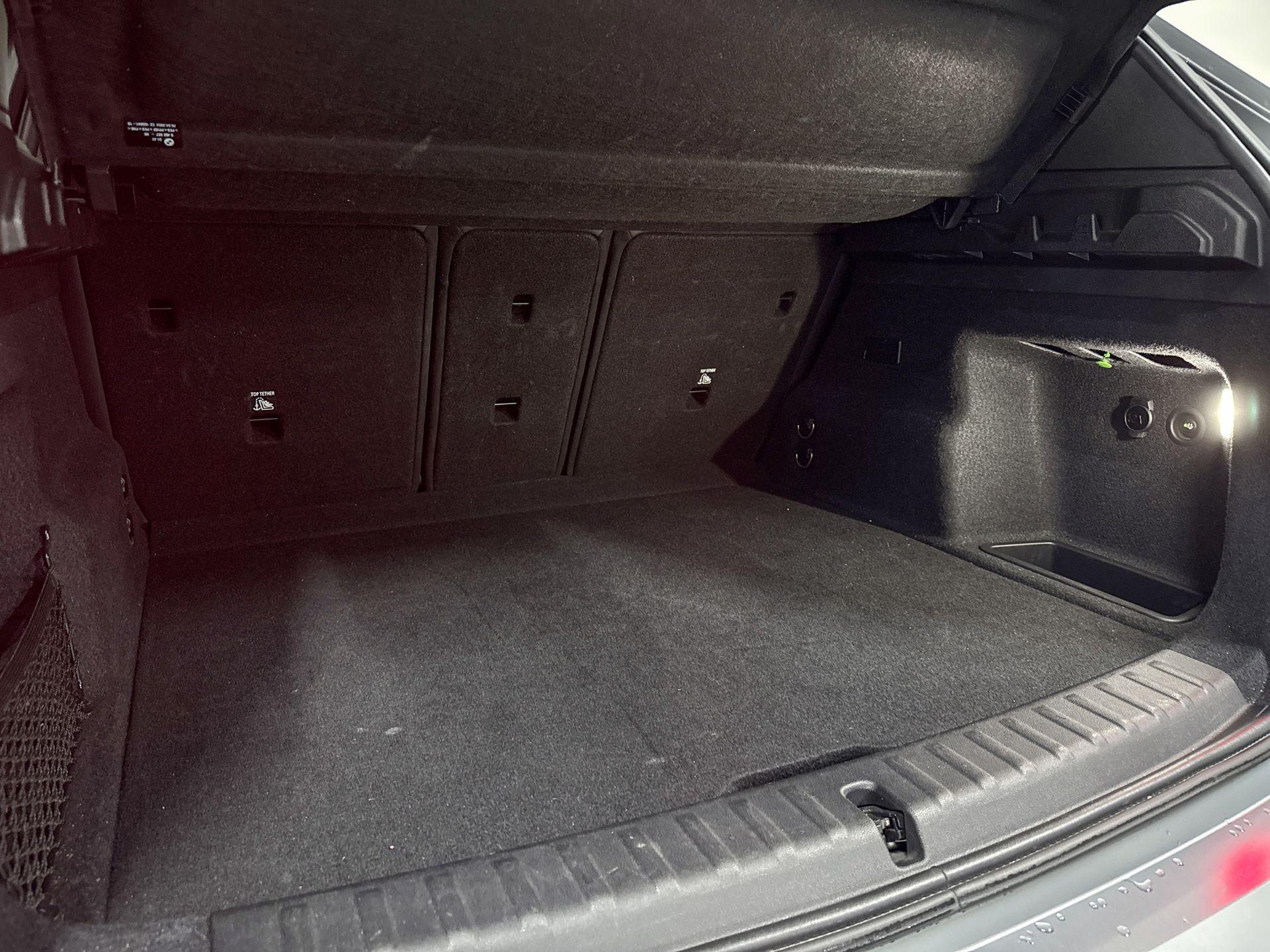 Foto van BMW X1 Xdrive30e
