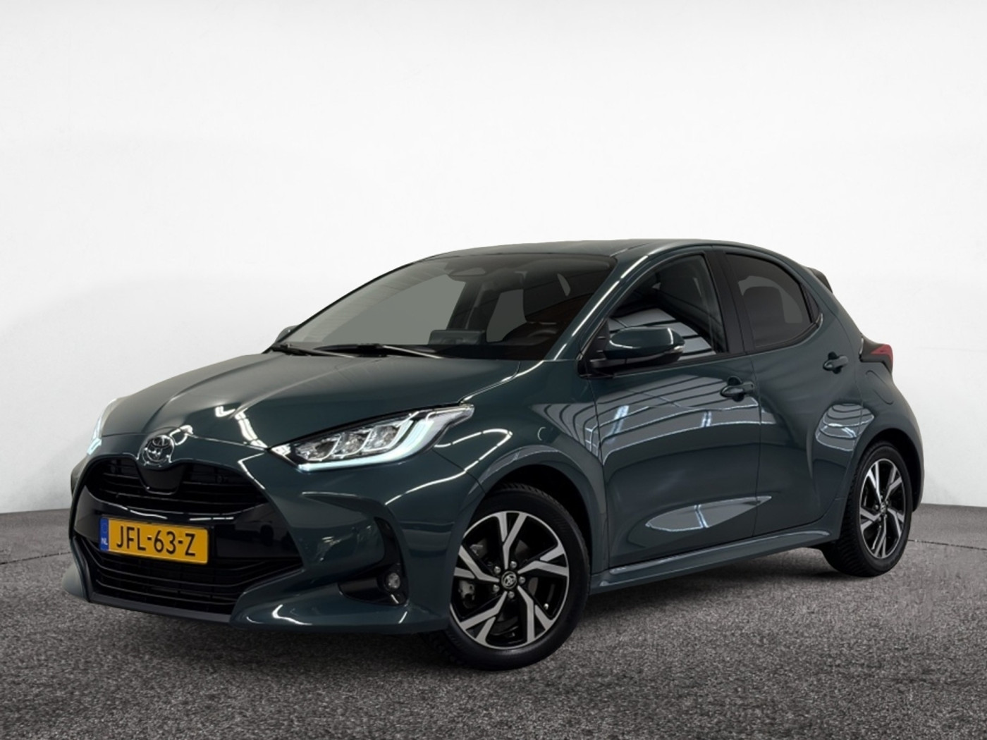 Toyota Toyota Yaris 1.5 Hyb. 115 Dynam 2025 - voorkant