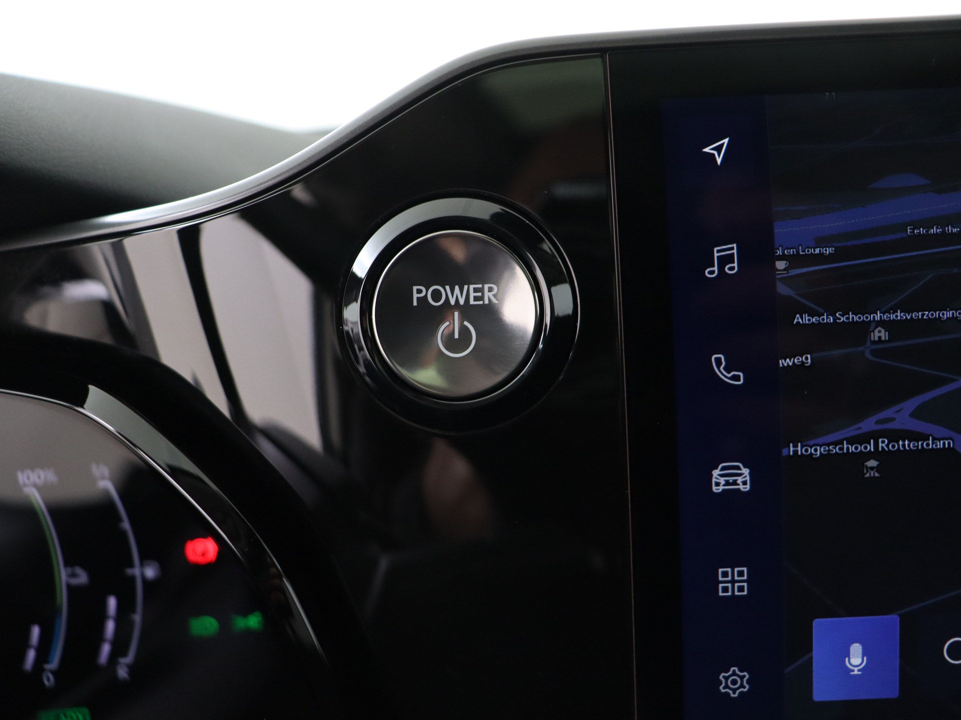 Foto van Lexus Lexus Nx450h+