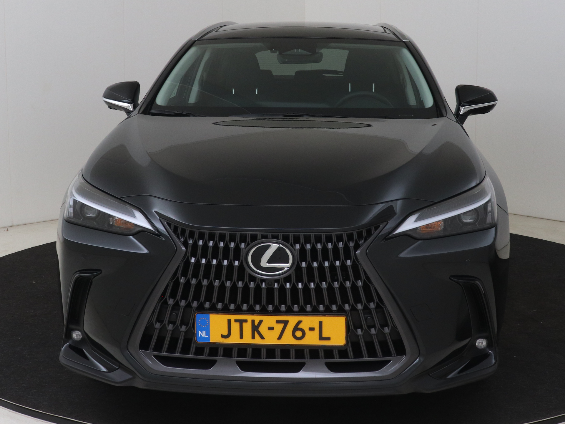 Foto van Lexus Lexus Nx450h+