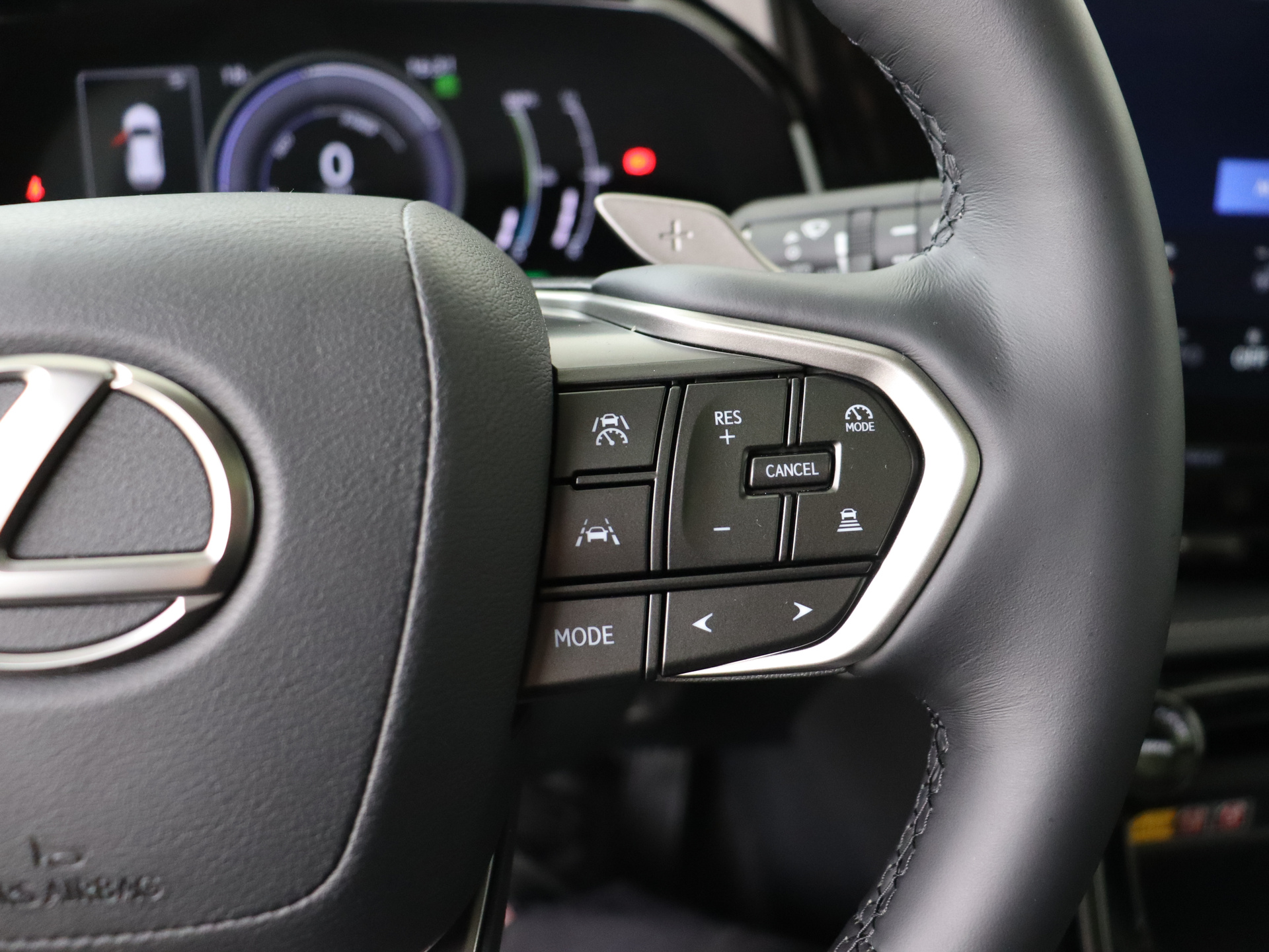 Foto van Lexus Lexus Nx450h+