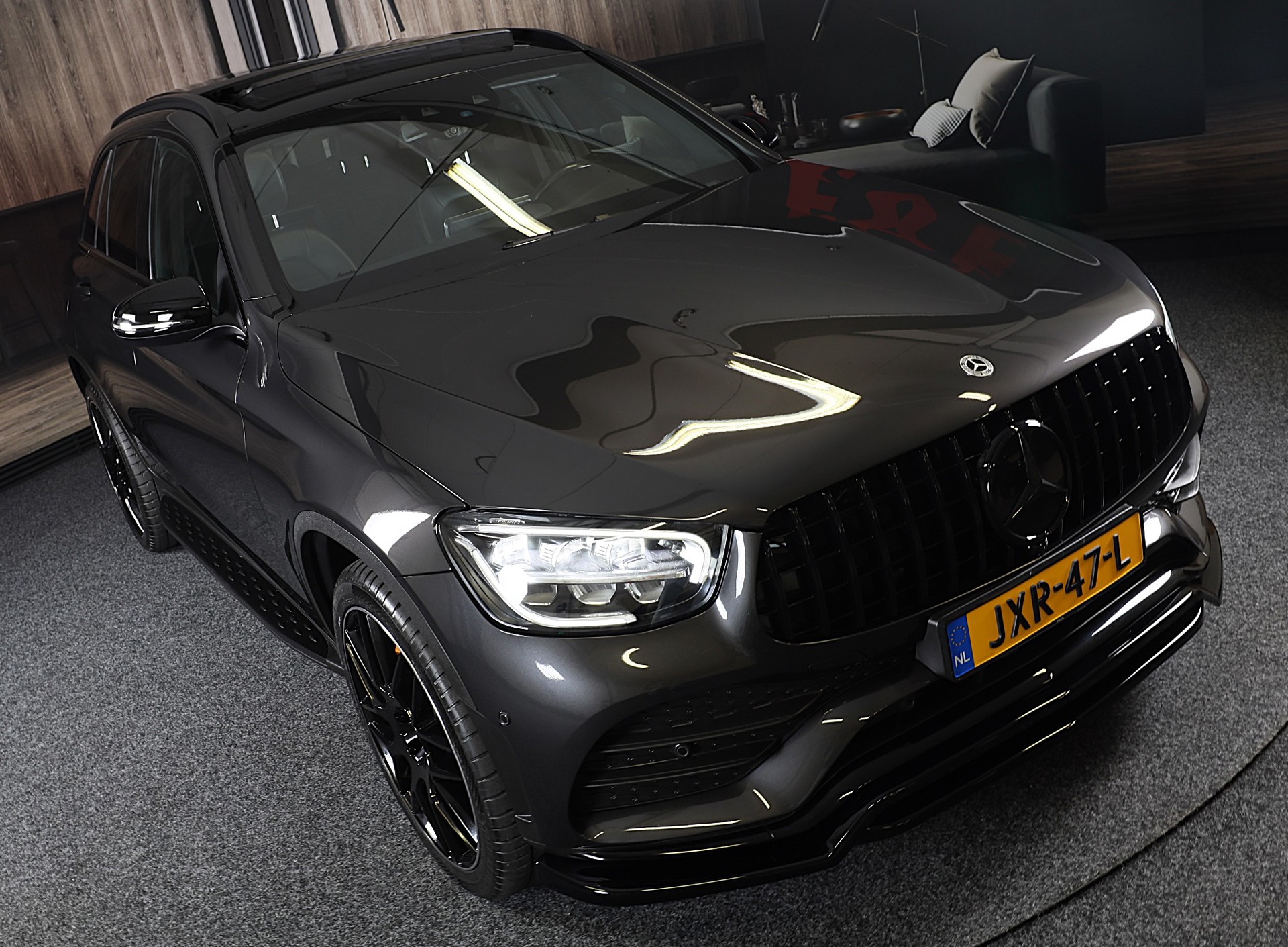 Foto van Mercedes-Benz GLC 300 E 4Matic