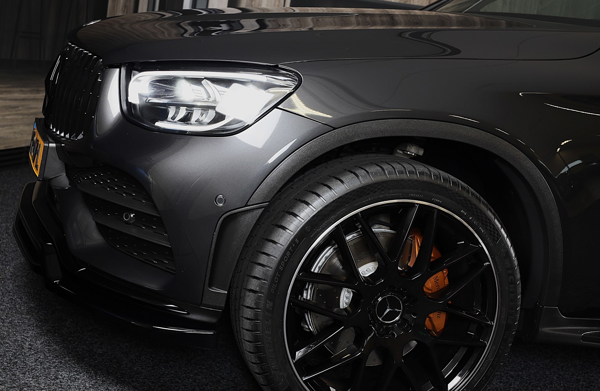 Foto van Mercedes-Benz GLC 300 E 4Matic