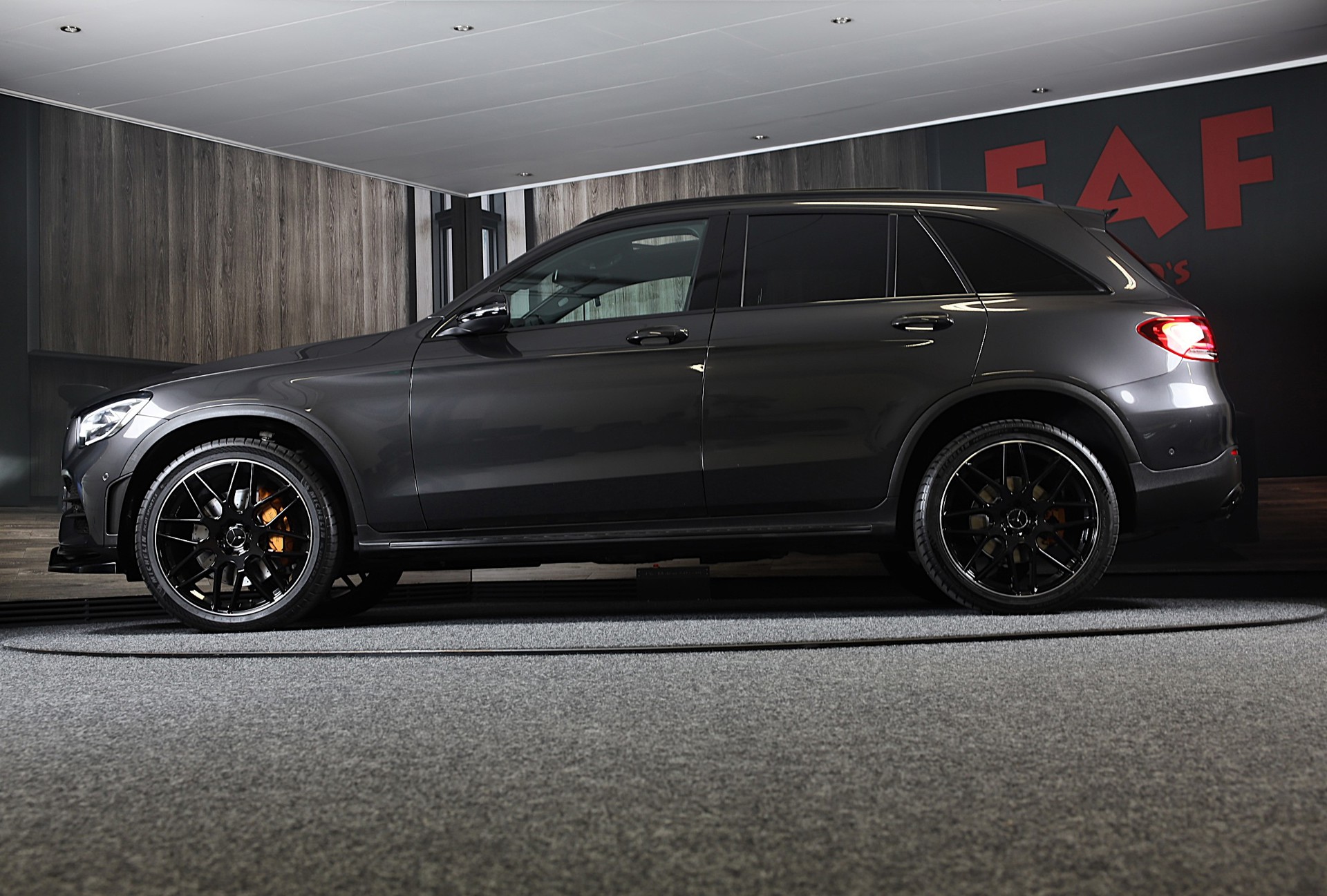 Foto van Mercedes-Benz GLC 300 E 4Matic