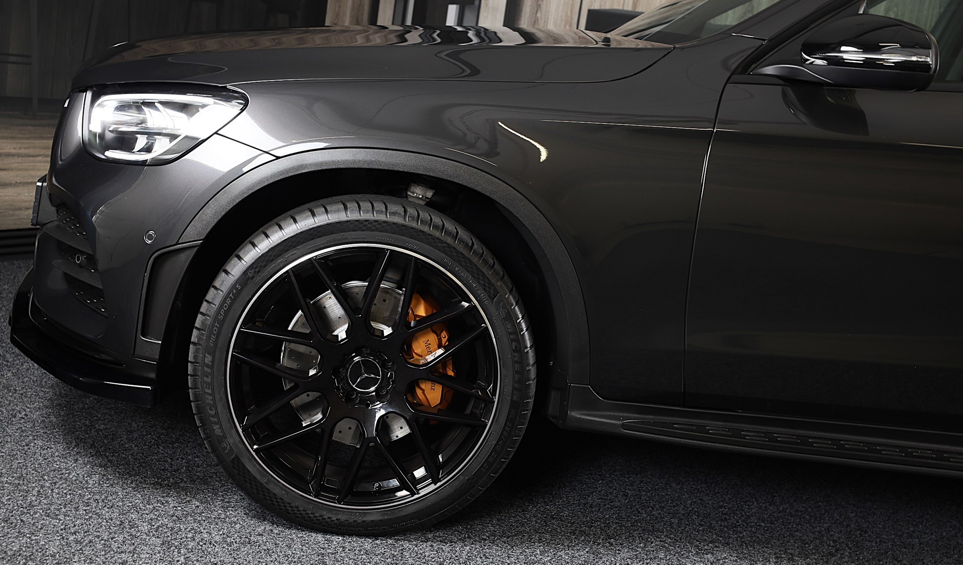 Foto van Mercedes-Benz GLC 300 E 4Matic