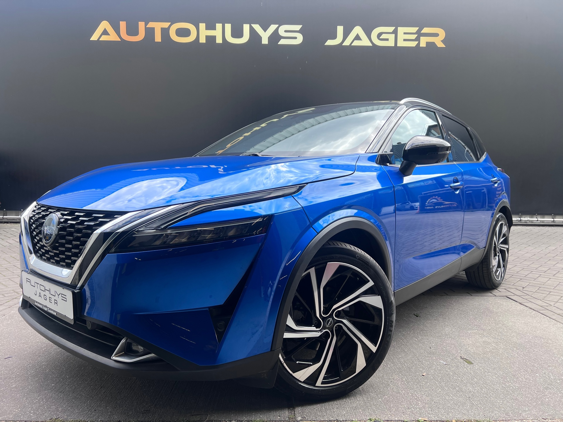 Nissan Qashqai 1.3 MHEV Tekna Plus Pano H&U Stoelmassage Carplay Acc Led 2024 - voorkant