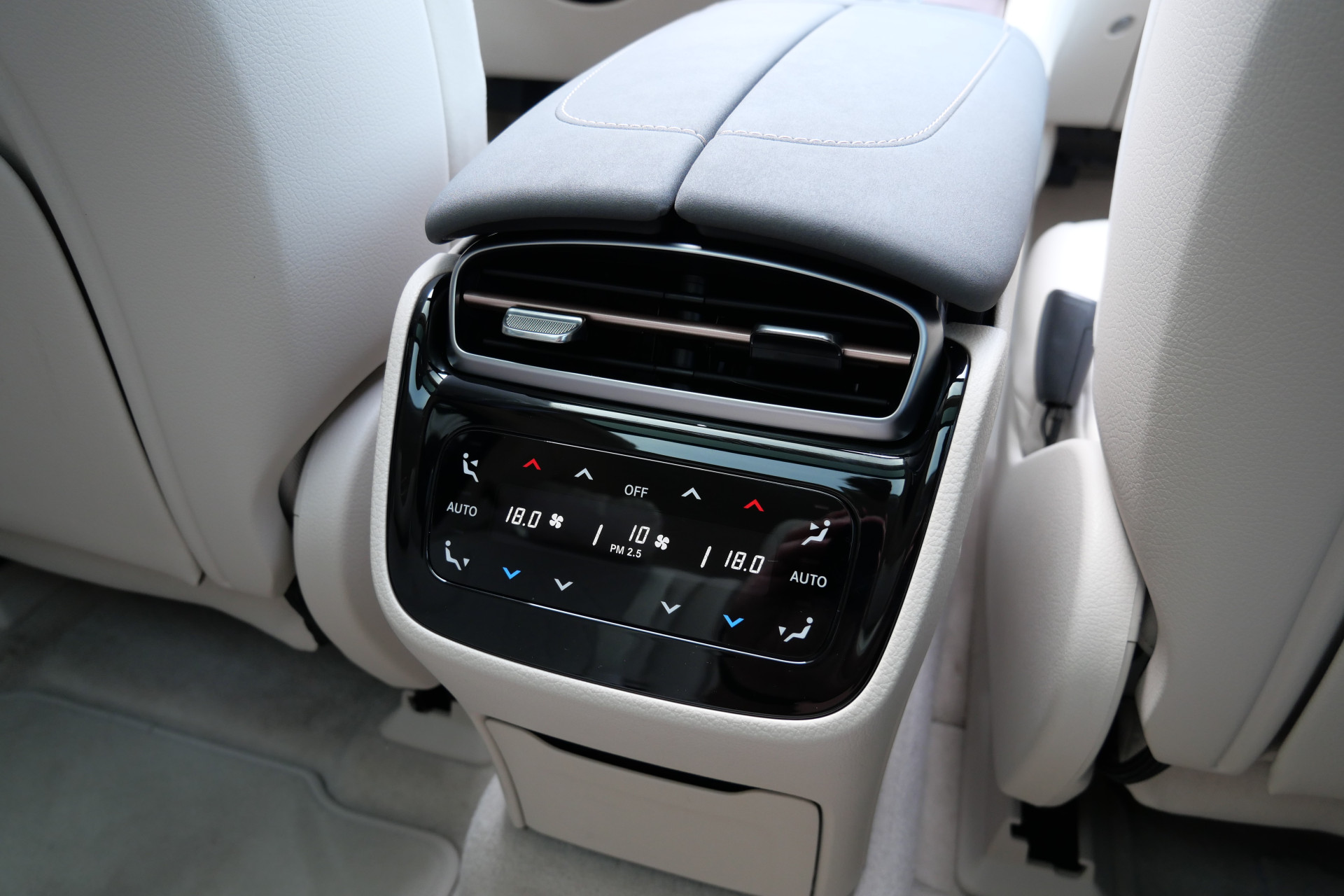 Foto van Mercedes-Benz Eqs 450+
