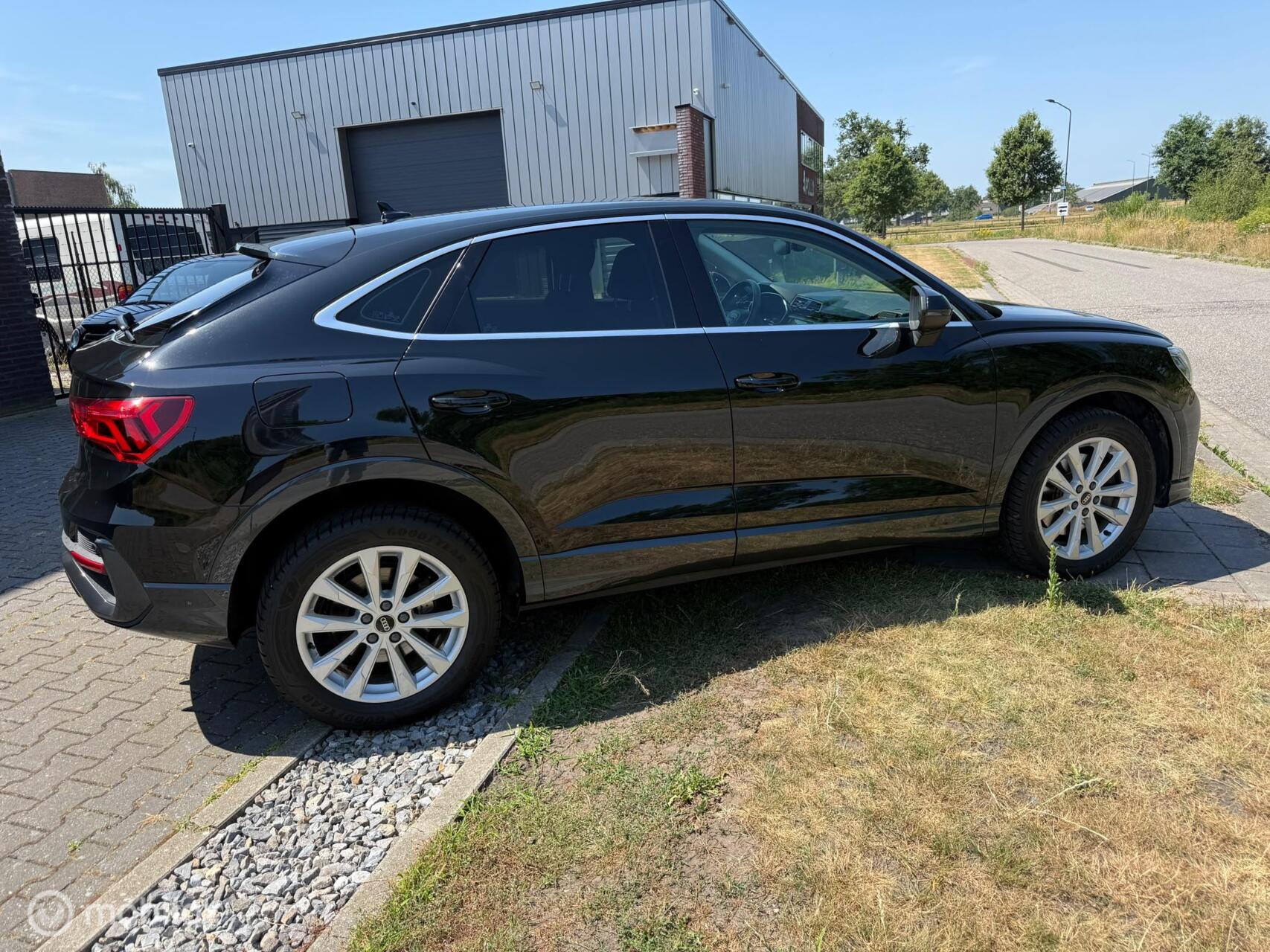 Foto van Audi Q3 Sportback E-tron