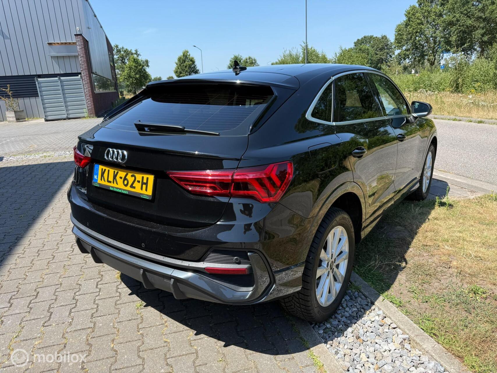 Foto van Audi Q3 Sportback E-tron