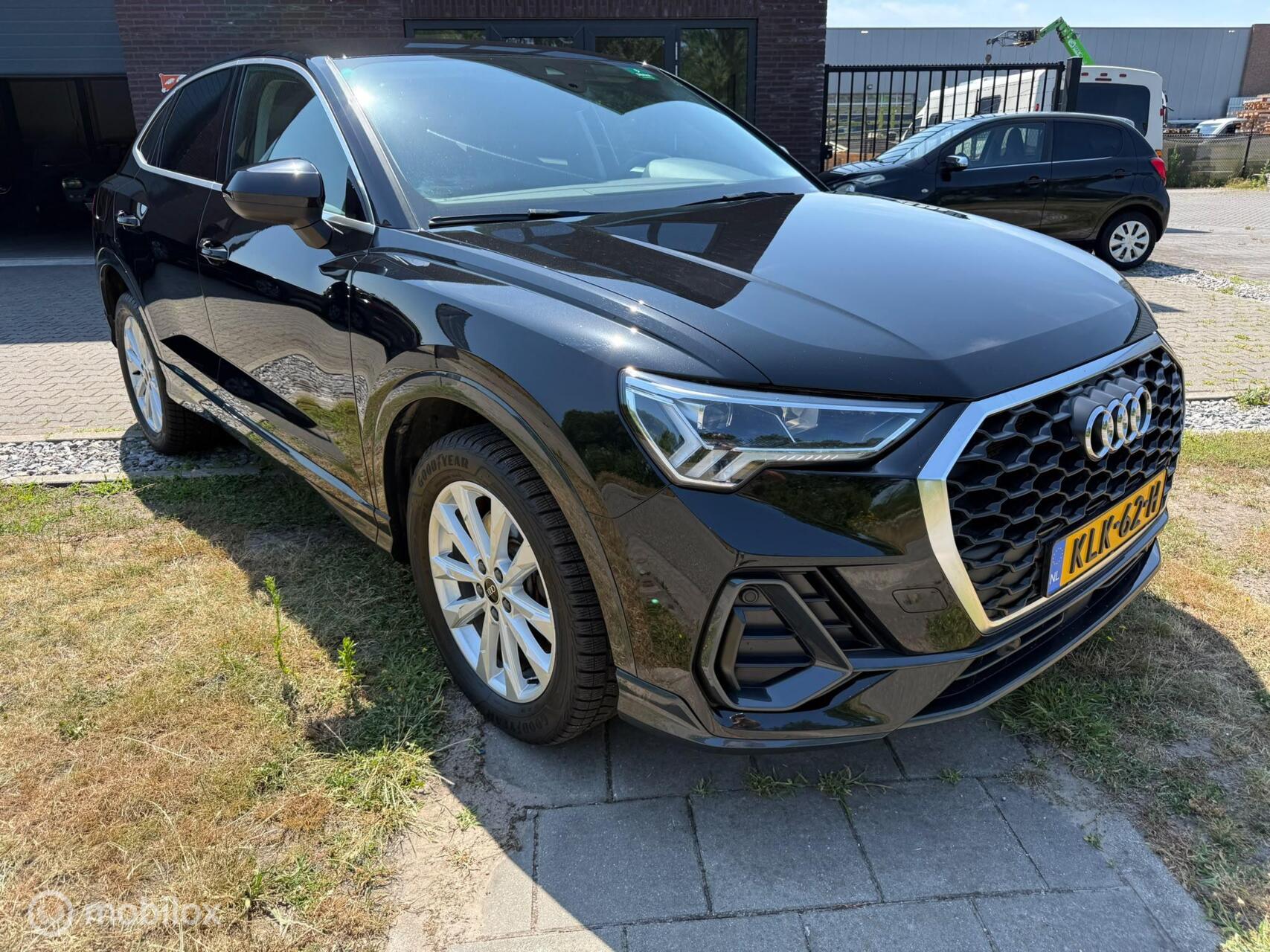 Foto van Audi Q3 Sportback E-tron