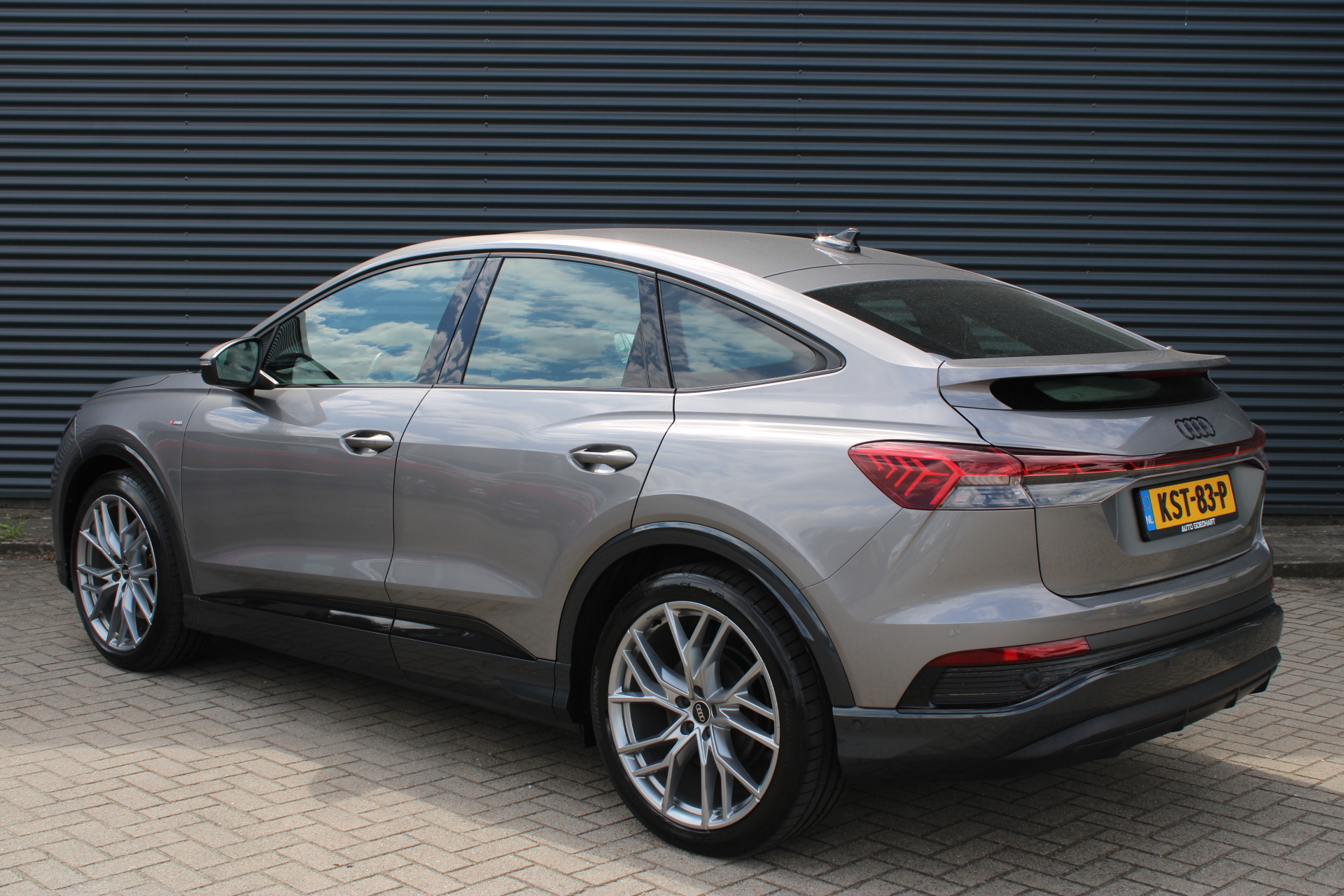 Foto van Audi Q4 Sportback E-tron
