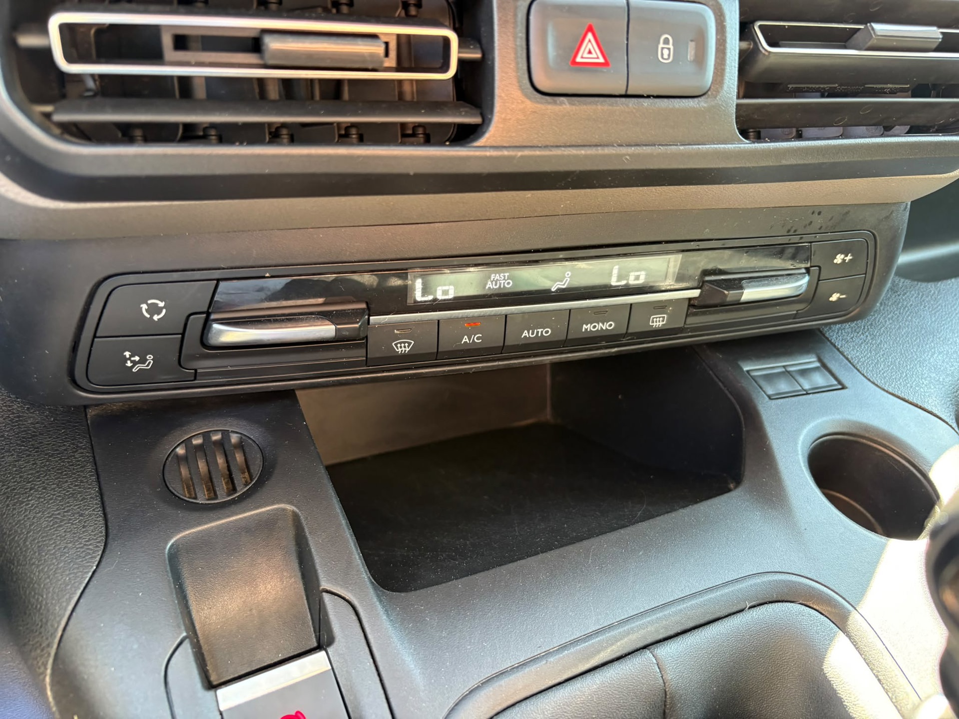 Foto van Peugeot Rifter
