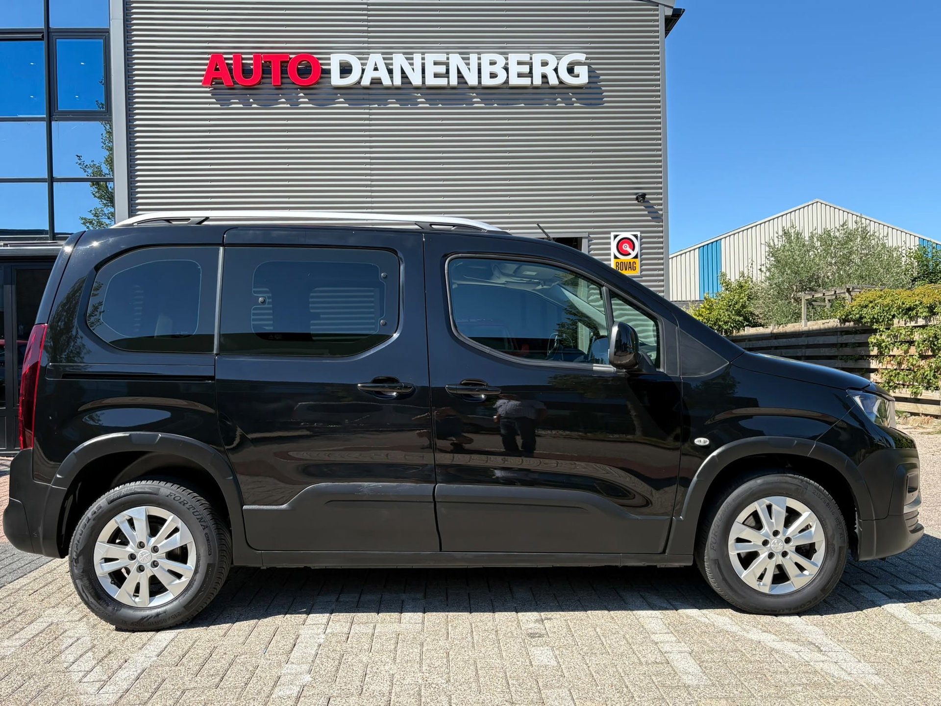 Foto van Peugeot Rifter
