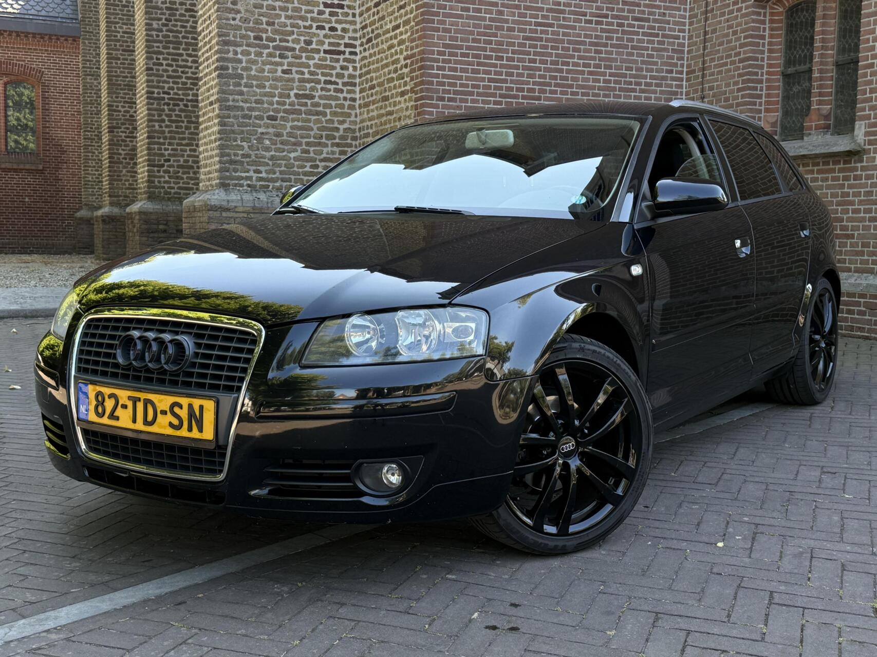 Audi Audi A3 1.6 FSI / CLIMA / CRUISE / LED 2006 - voorkant