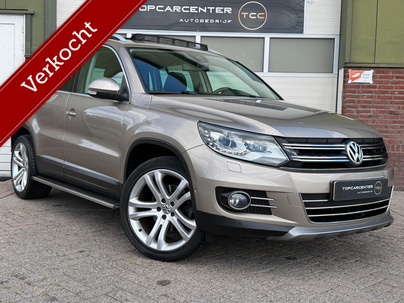 Volkswagen Tiguan 1.4TSI Sport&Style/PANO/NAVI/TREKH/APK/NAP 2012 - voorkant