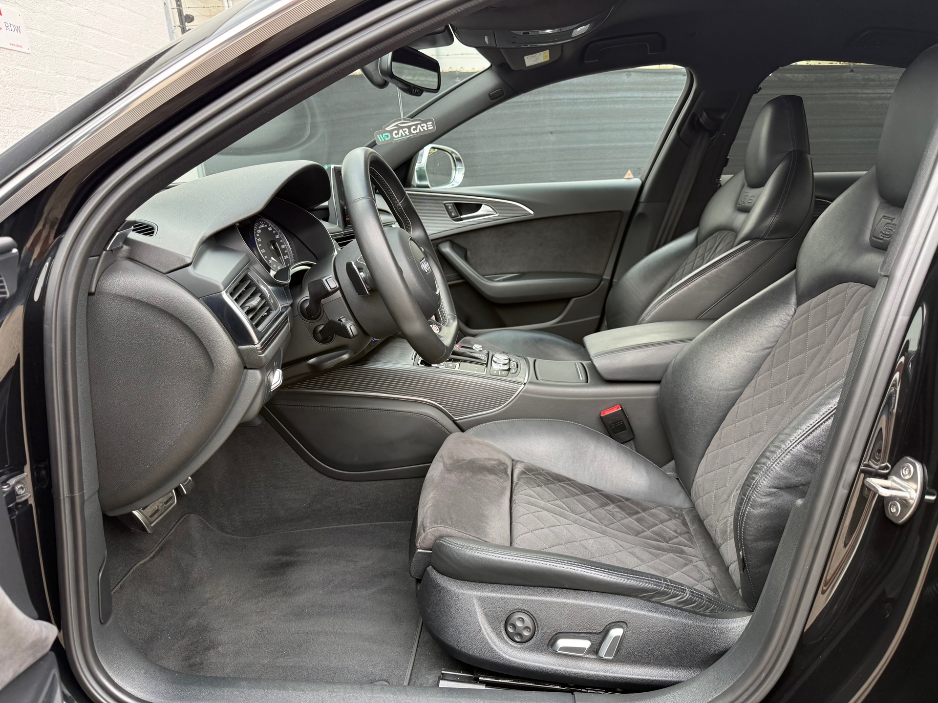 Foto van Audi S6 Limousine