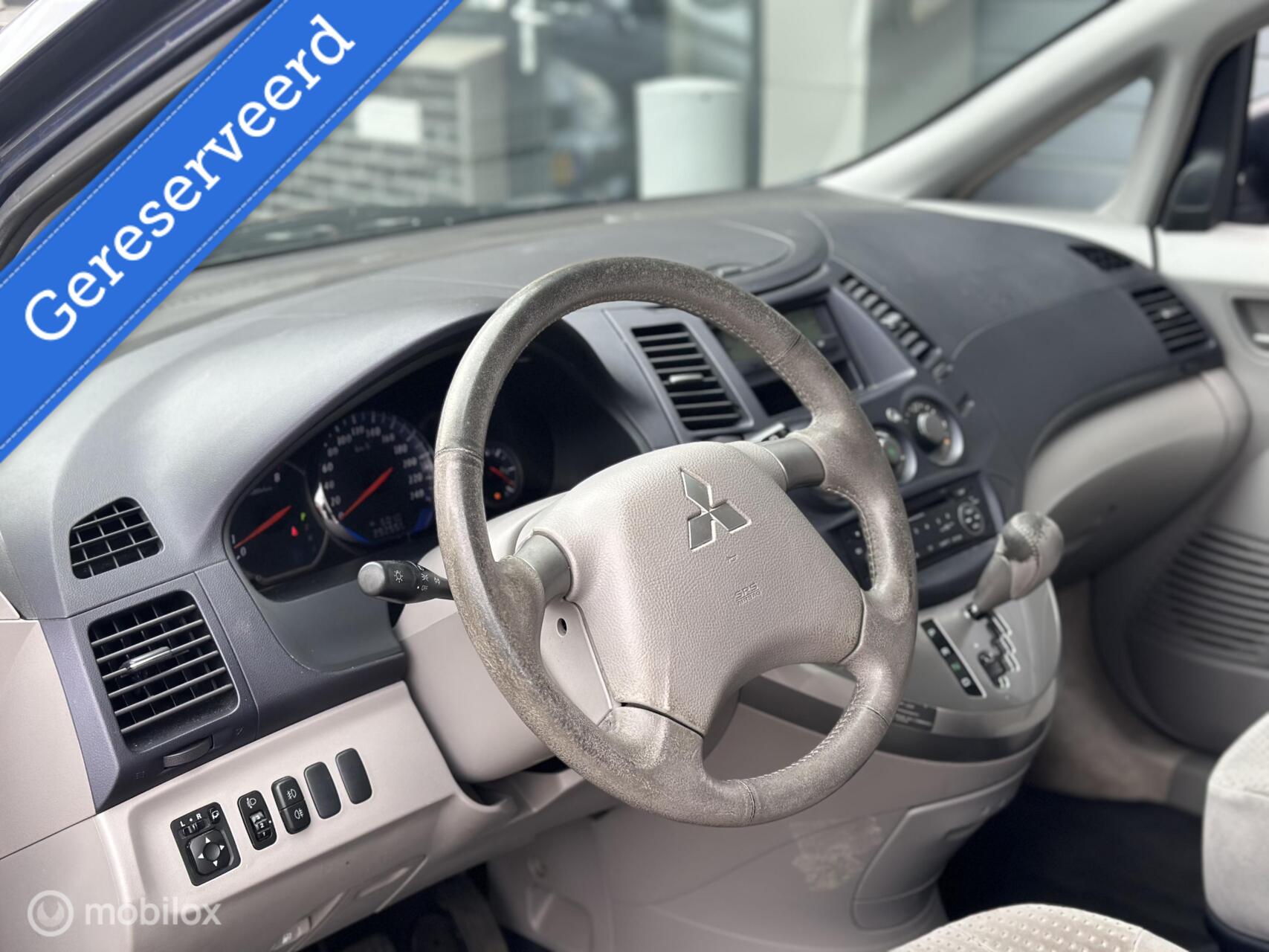 Foto van Mitsubishi Mitsubishi Grandis