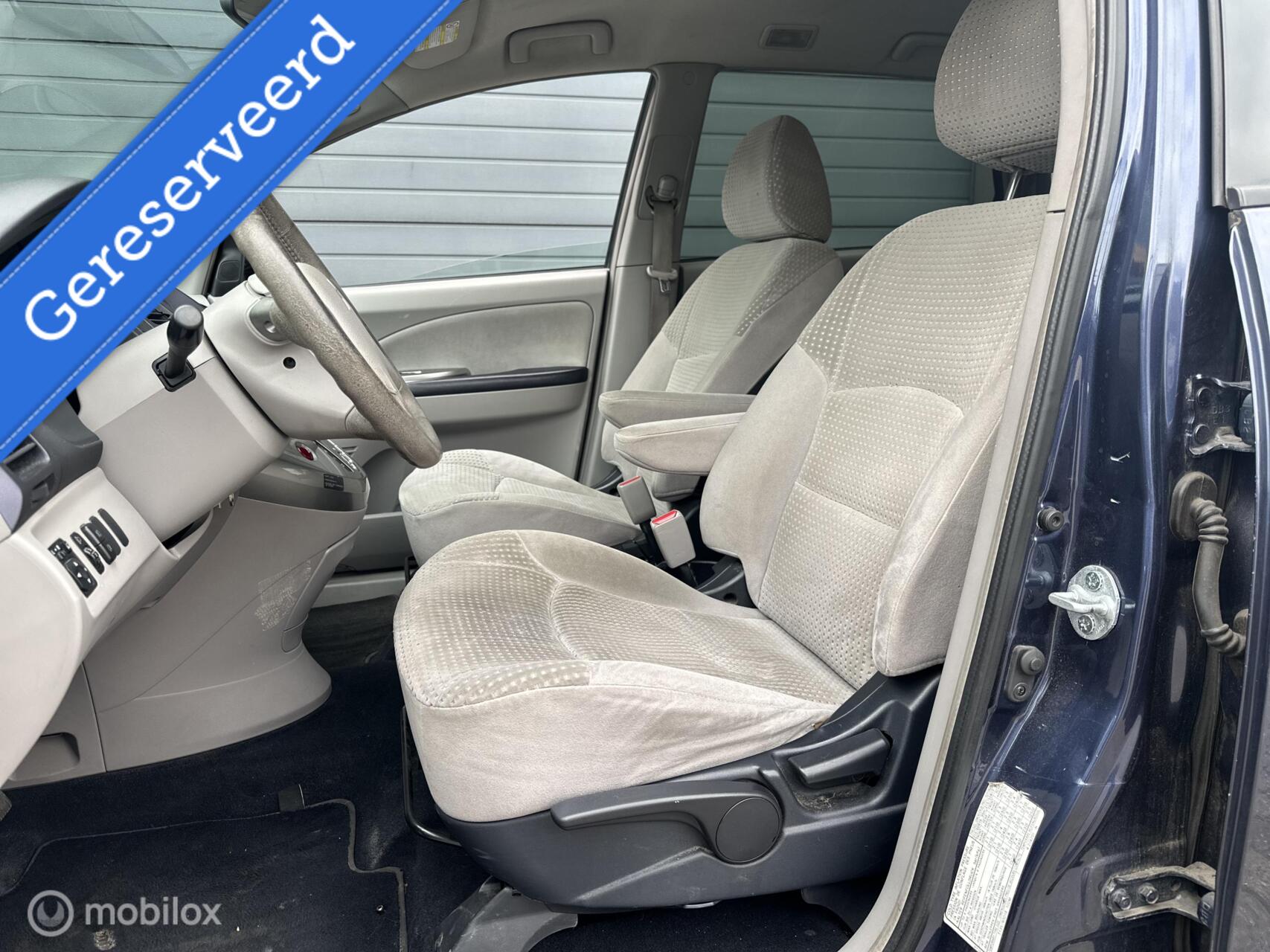 Foto van Mitsubishi Mitsubishi Grandis