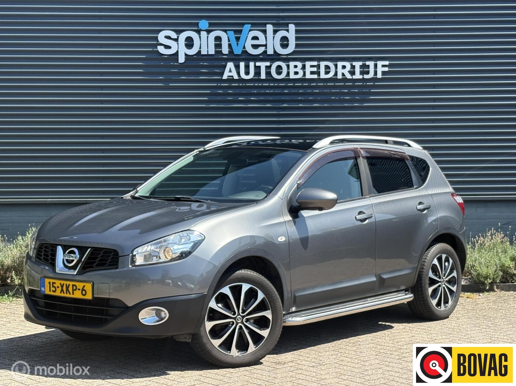 Nissan Nissan Qashqai 1.6 Tech View - Pano - 360 Camera - Trekhaak - 2012 - voorkant