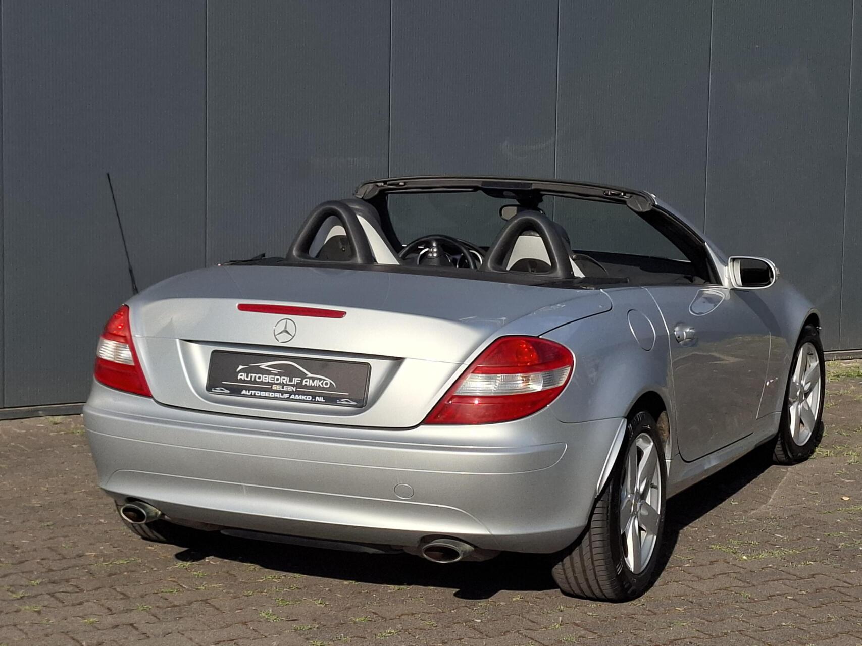 Foto van Mercedes-Benz SLK 200 Kompressor
