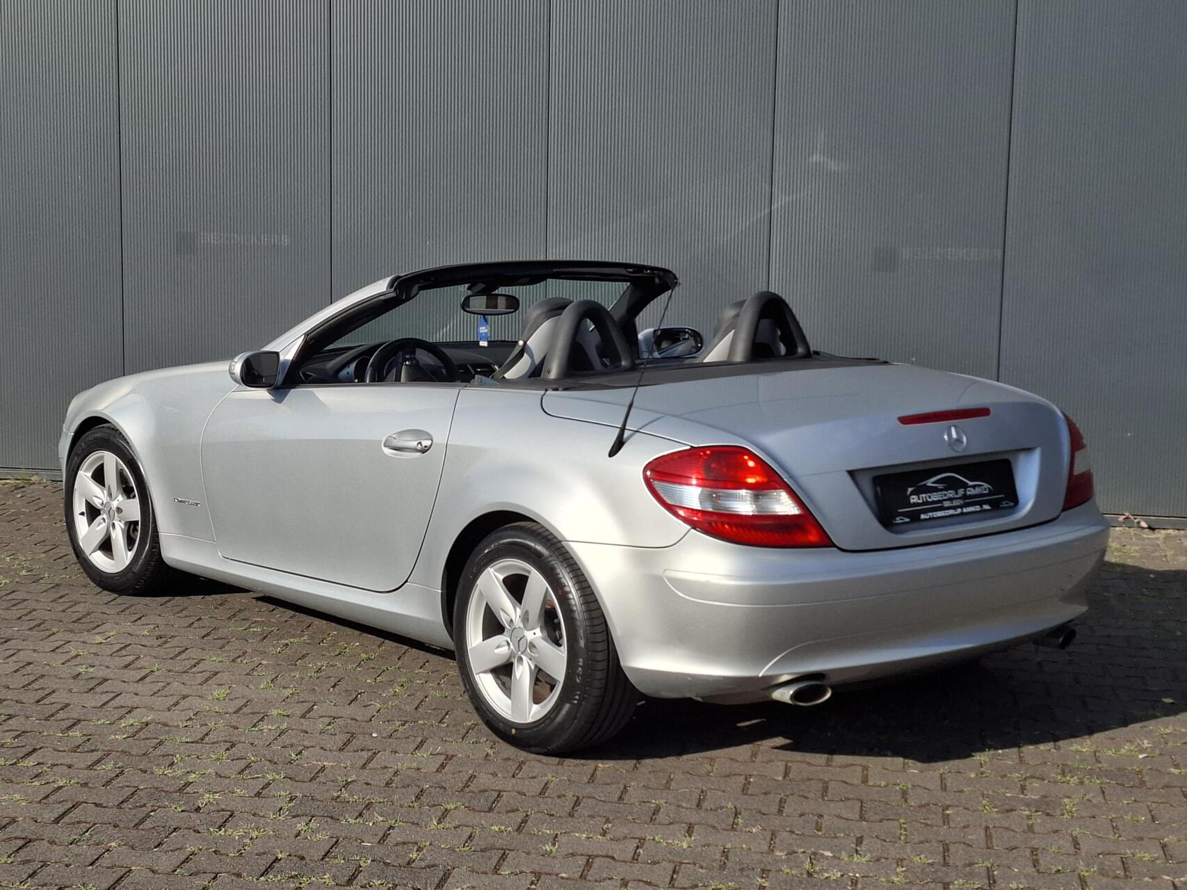 Foto van Mercedes-Benz SLK 200 Kompressor