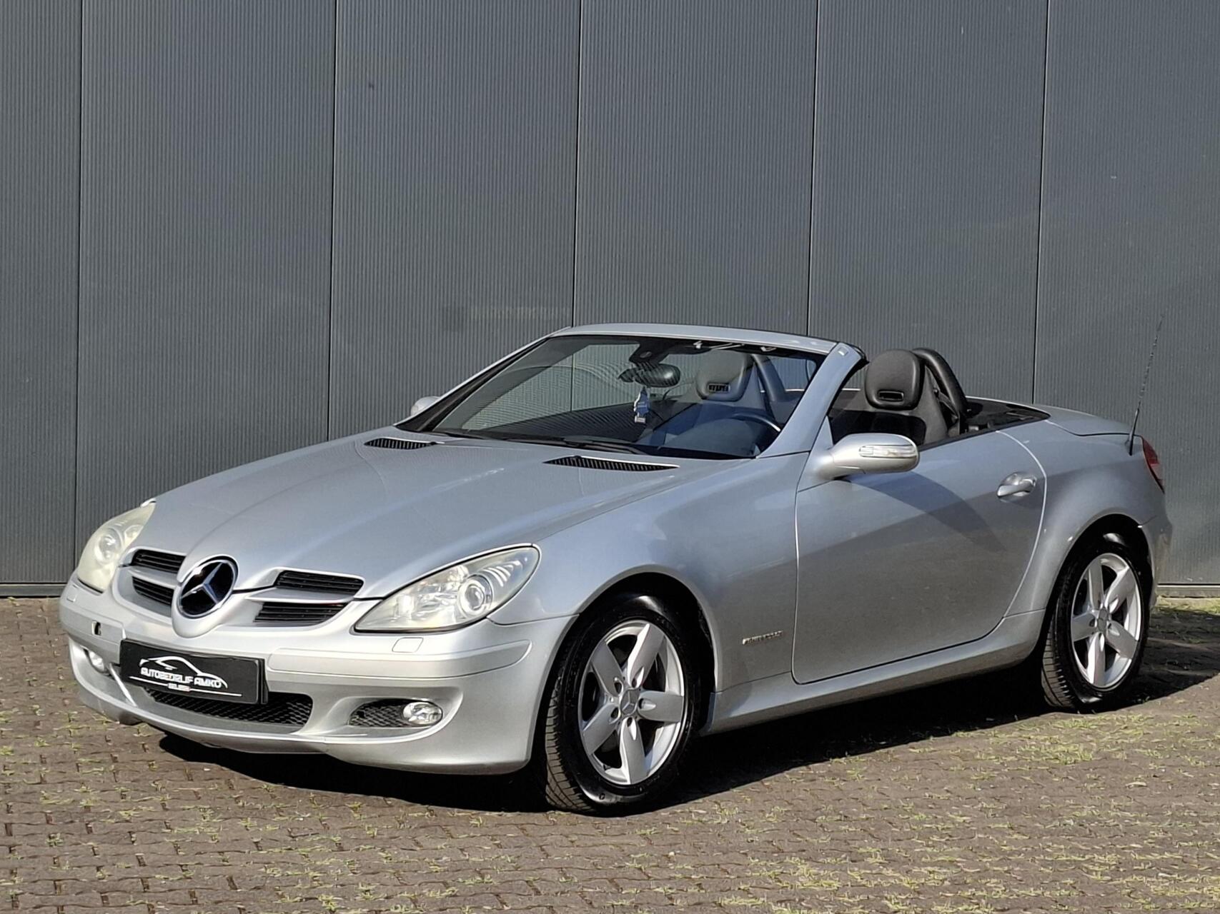 Foto van Mercedes-Benz SLK 200 Kompressor