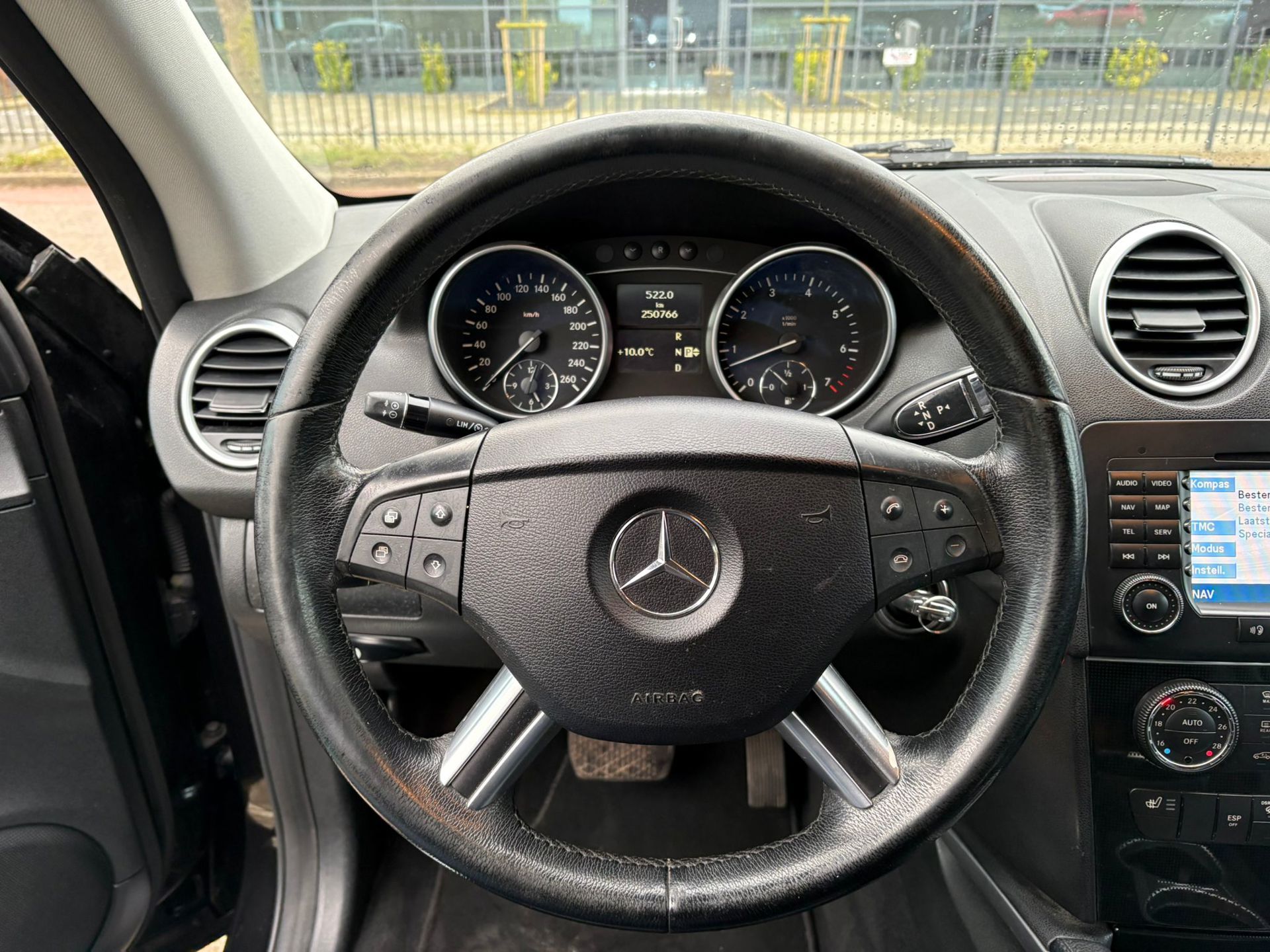 Foto van Mercedes-Benz ML 350 4Matic