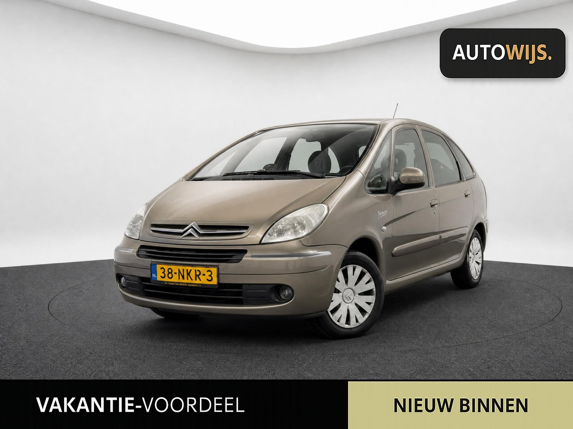 Citroen Xsara Picasso 1.6i-16V Image|NL AUTO|116DKM|NWE APK|GOED ONDERHOUDEN|TREKHAAK 2010 - voorkant