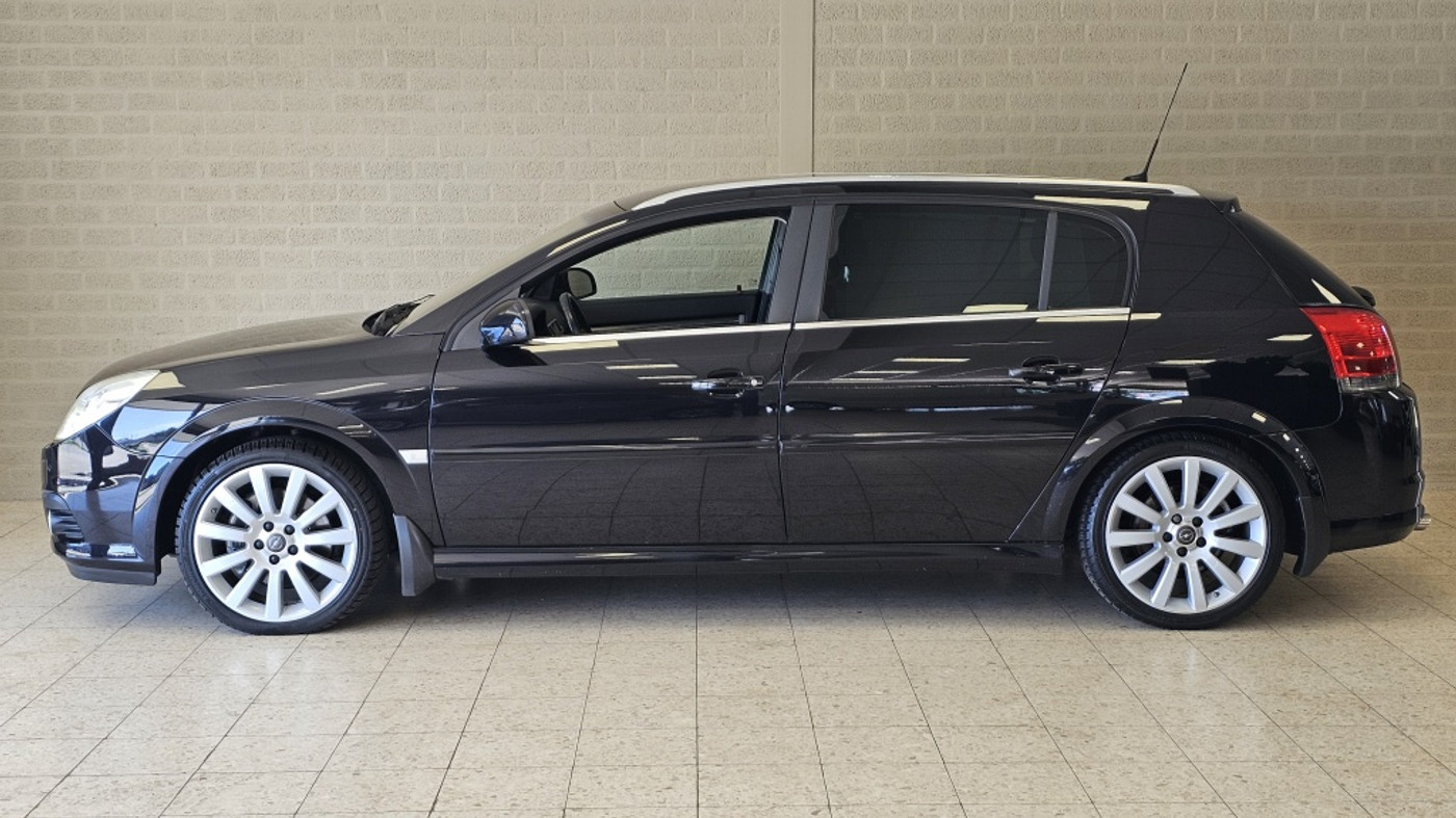 Foto van Opel Signum