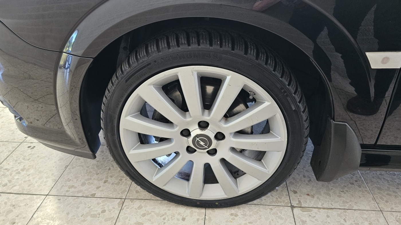 Foto van Opel Signum