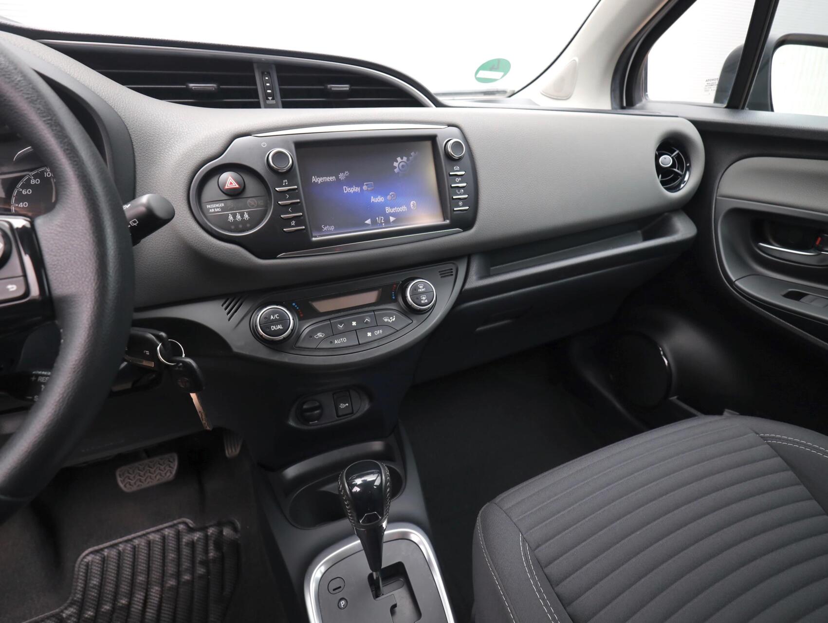 Foto van Toyota Toyota Yaris Hybrid