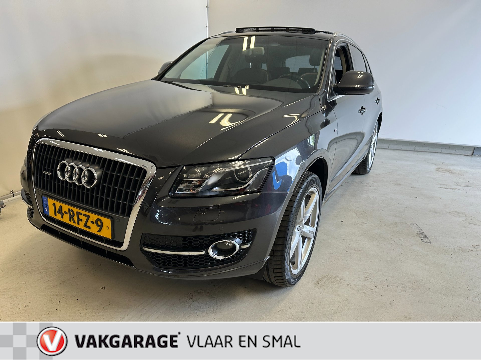Audi Audi Q5 2.0 TFSI quattro Pro Line-Panoschuifdak-Trekhaak-S line 2009 - voorkant
