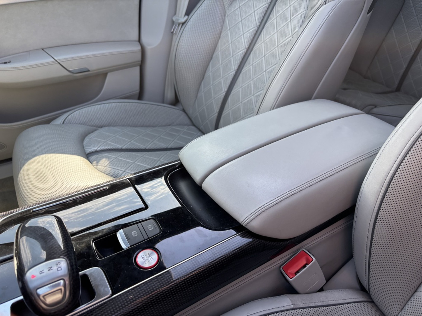 Foto van Audi S8