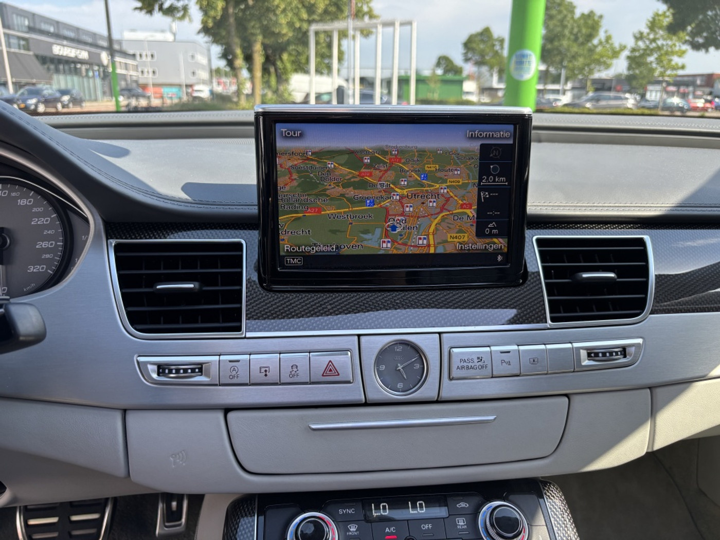 Foto van Audi S8