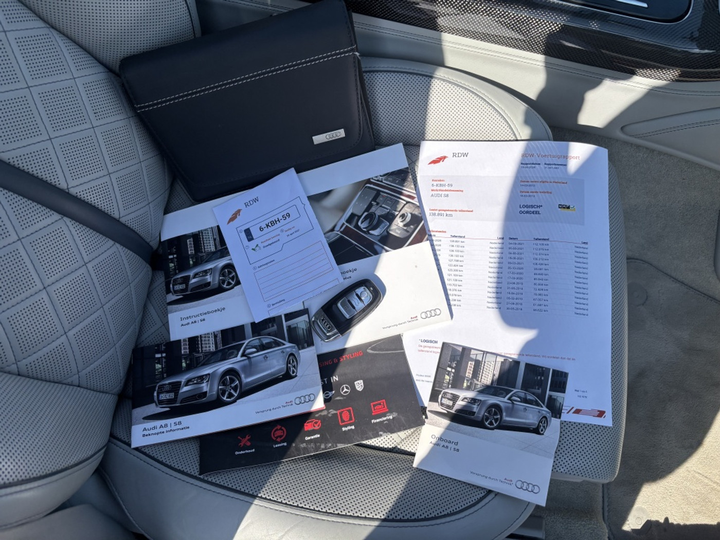 Foto van Audi S8