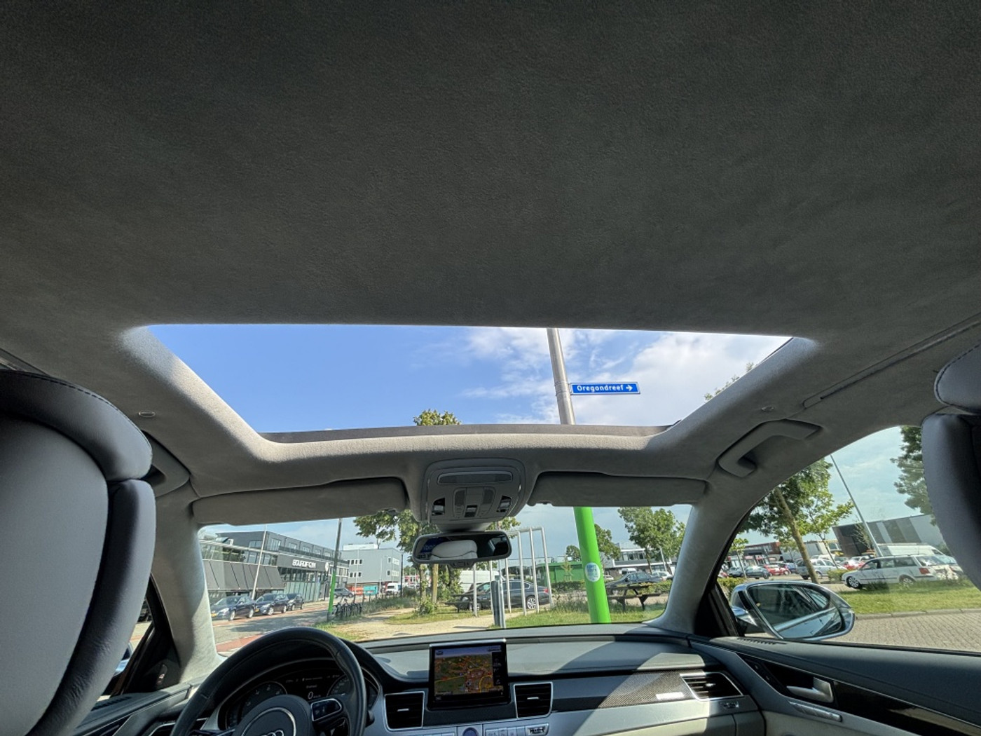 Foto van Audi S8