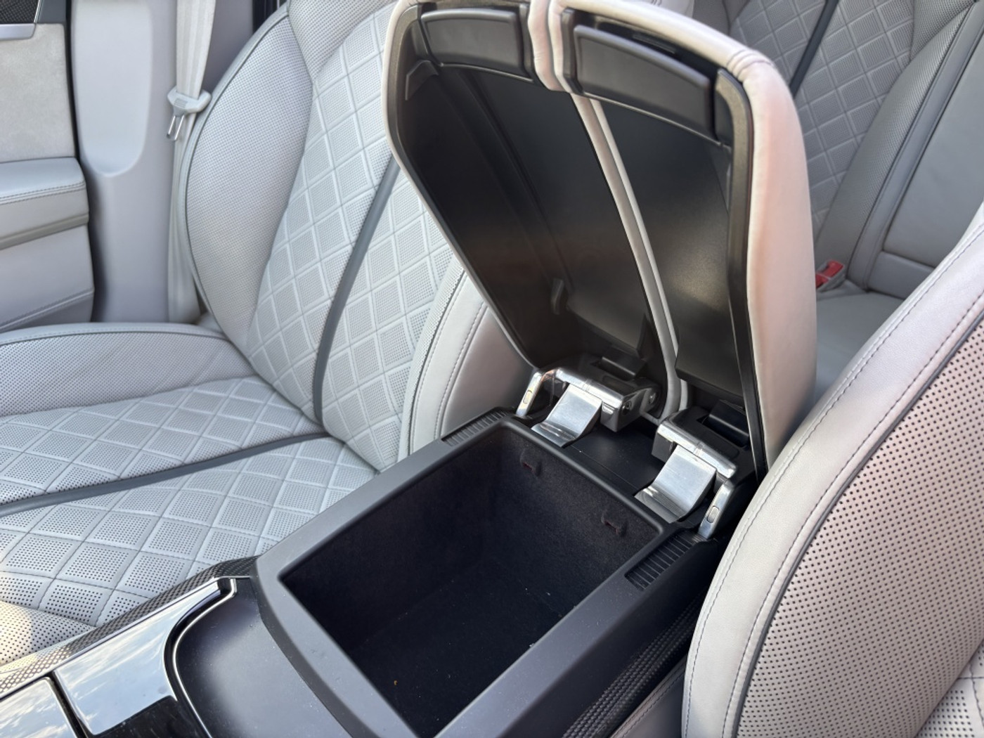 Foto van Audi S8