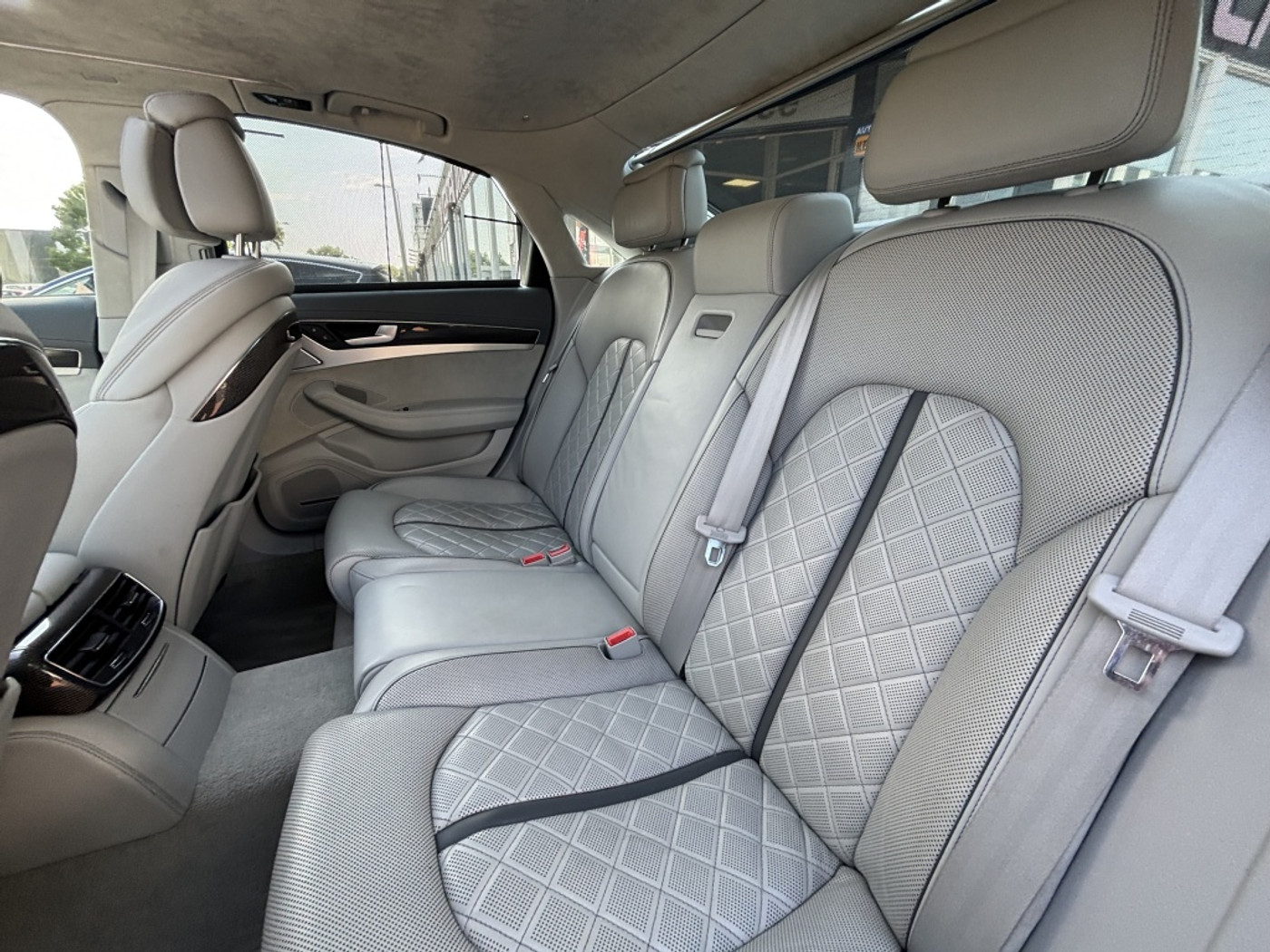 Foto van Audi S8