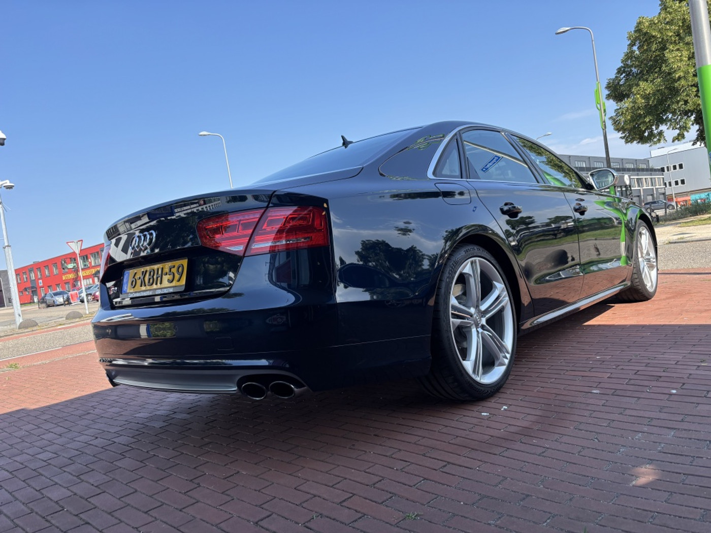 Foto van Audi S8