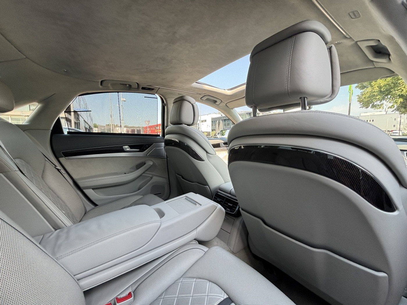 Foto van Audi S8