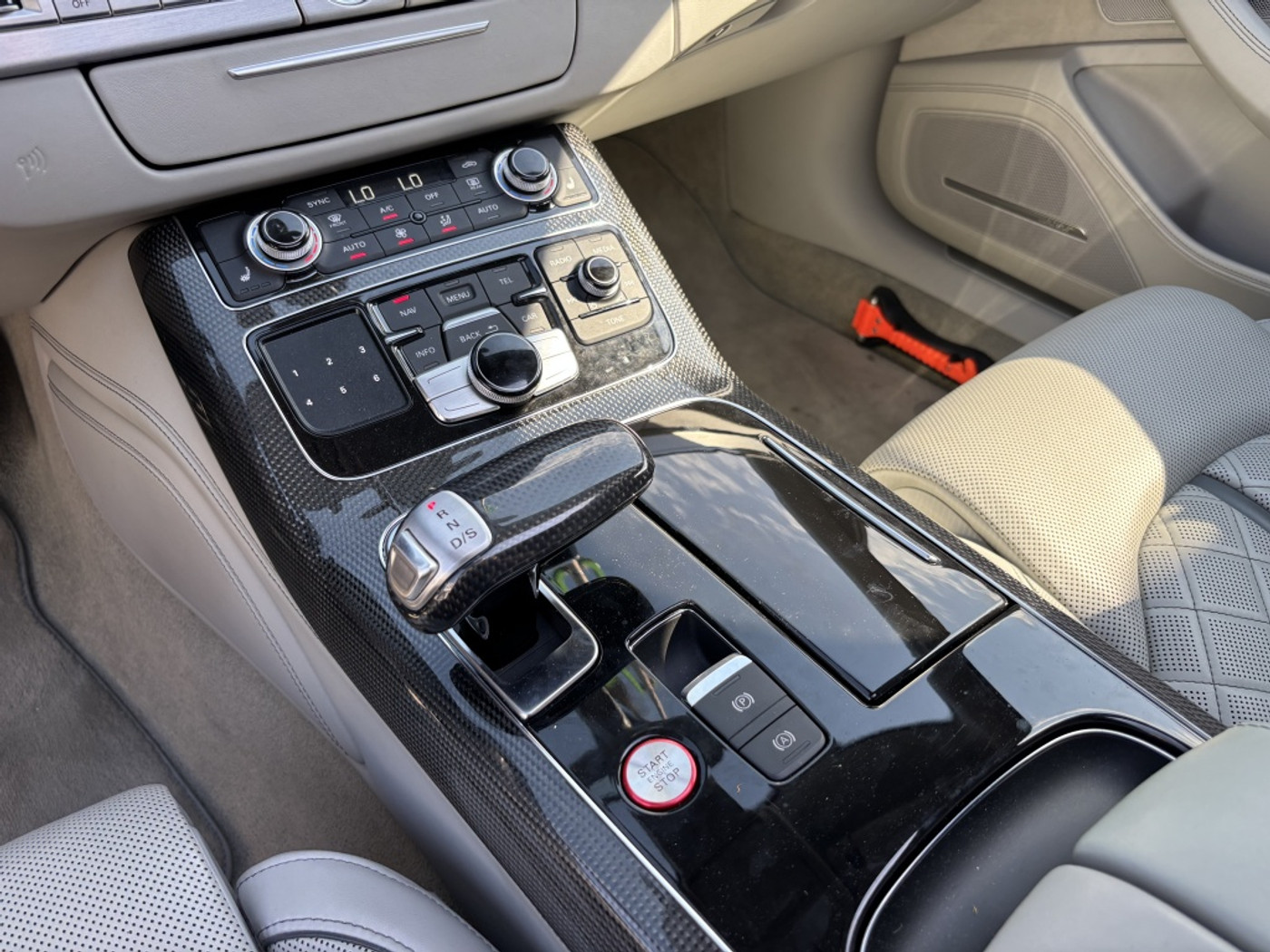 Foto van Audi S8