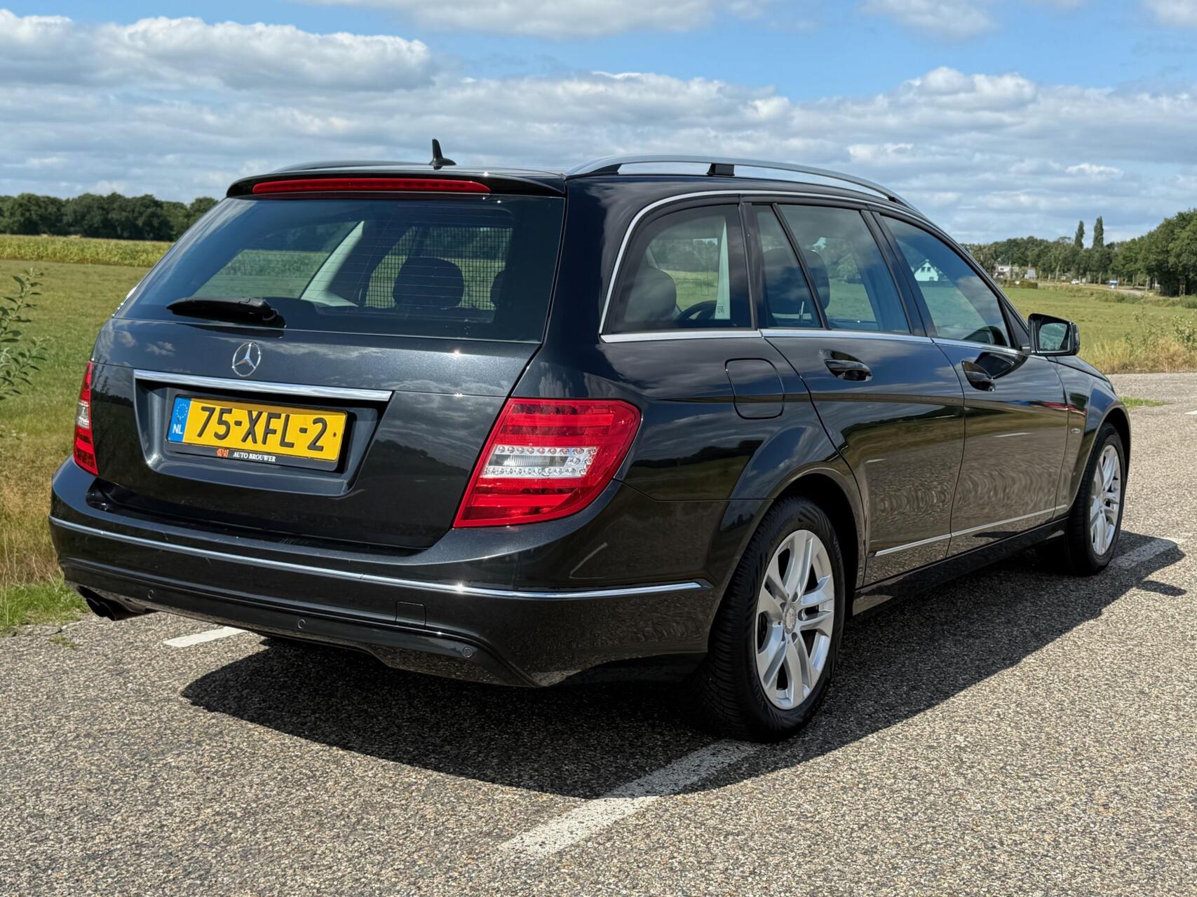 Foto van Mercedes-Benz C 180