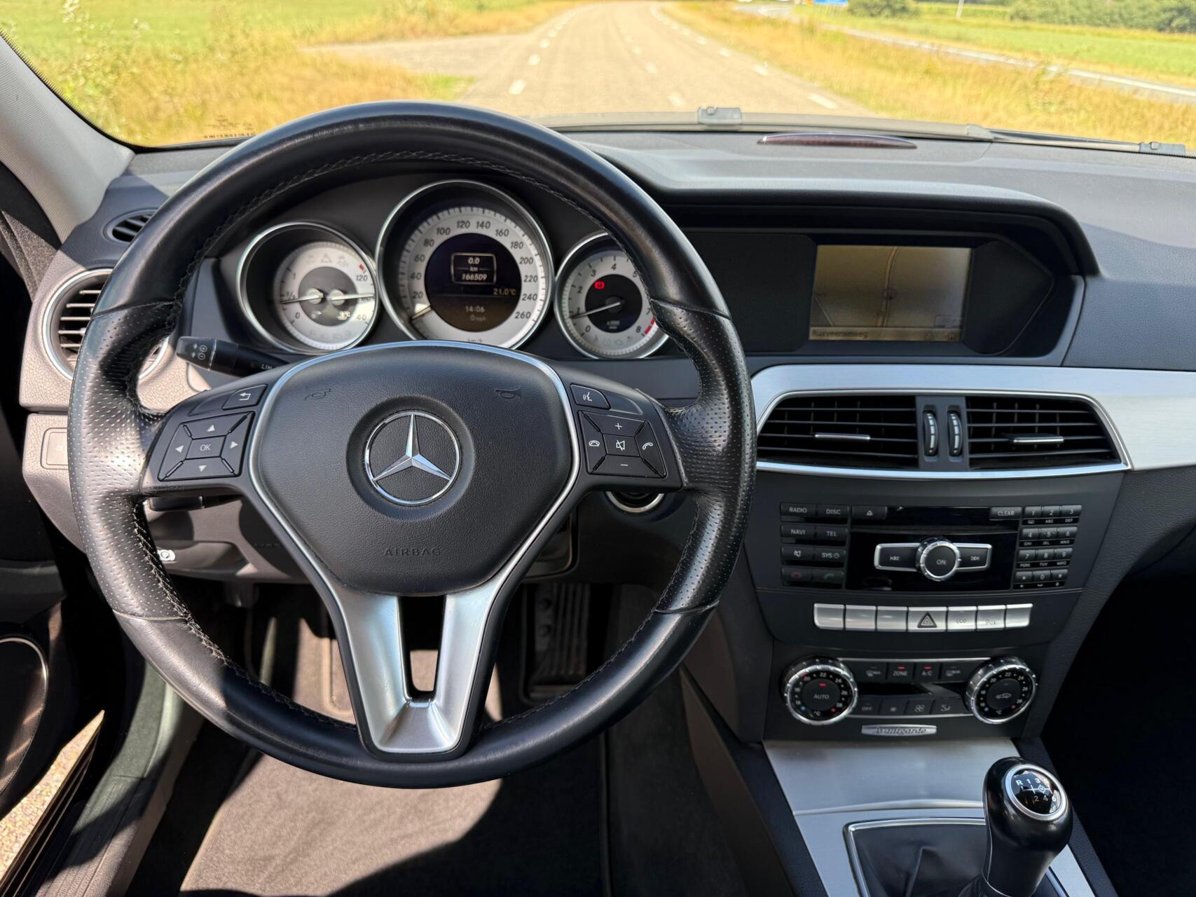 Foto van Mercedes-Benz C 180
