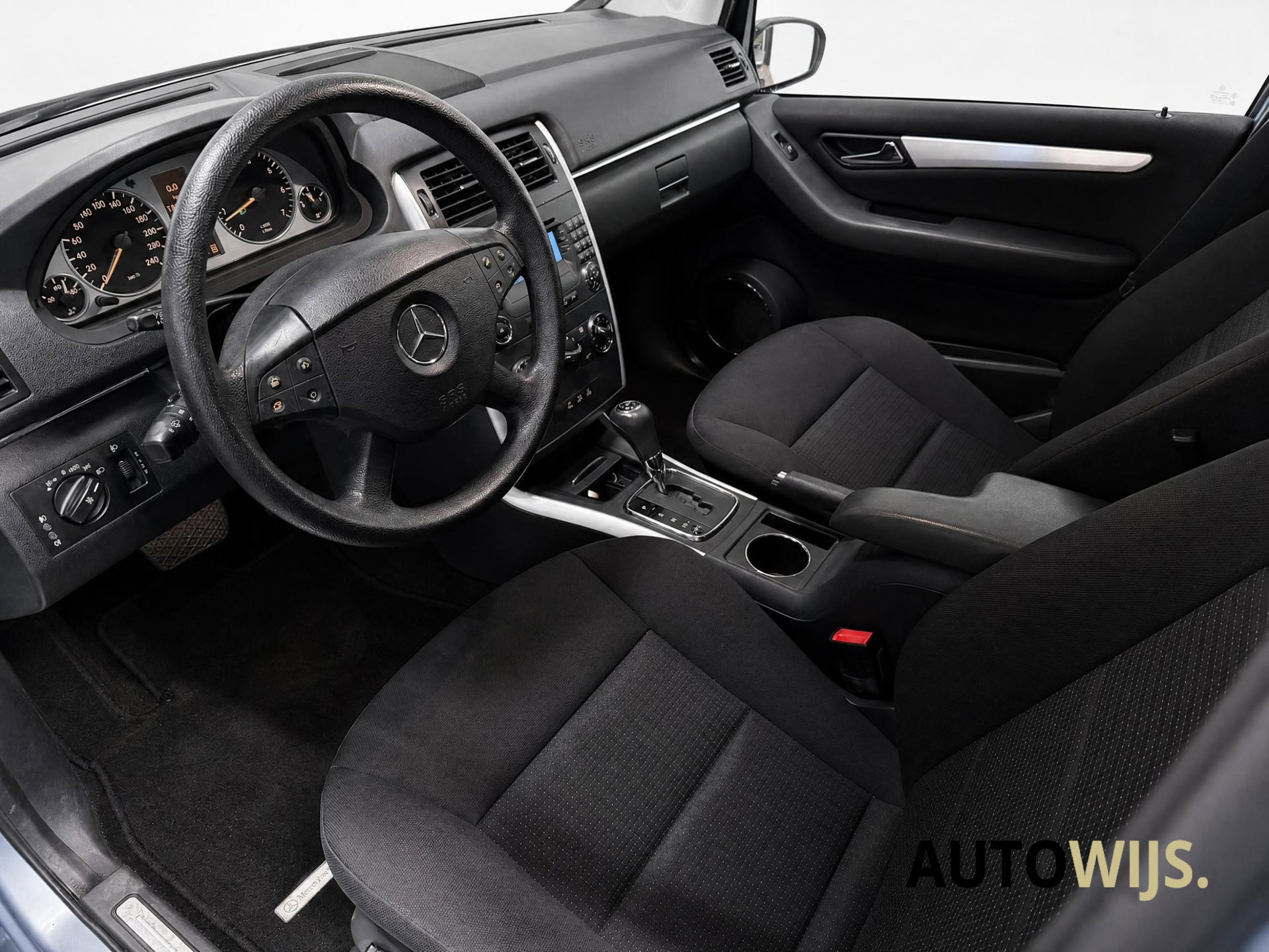 Foto van Mercedes-Benz B 200