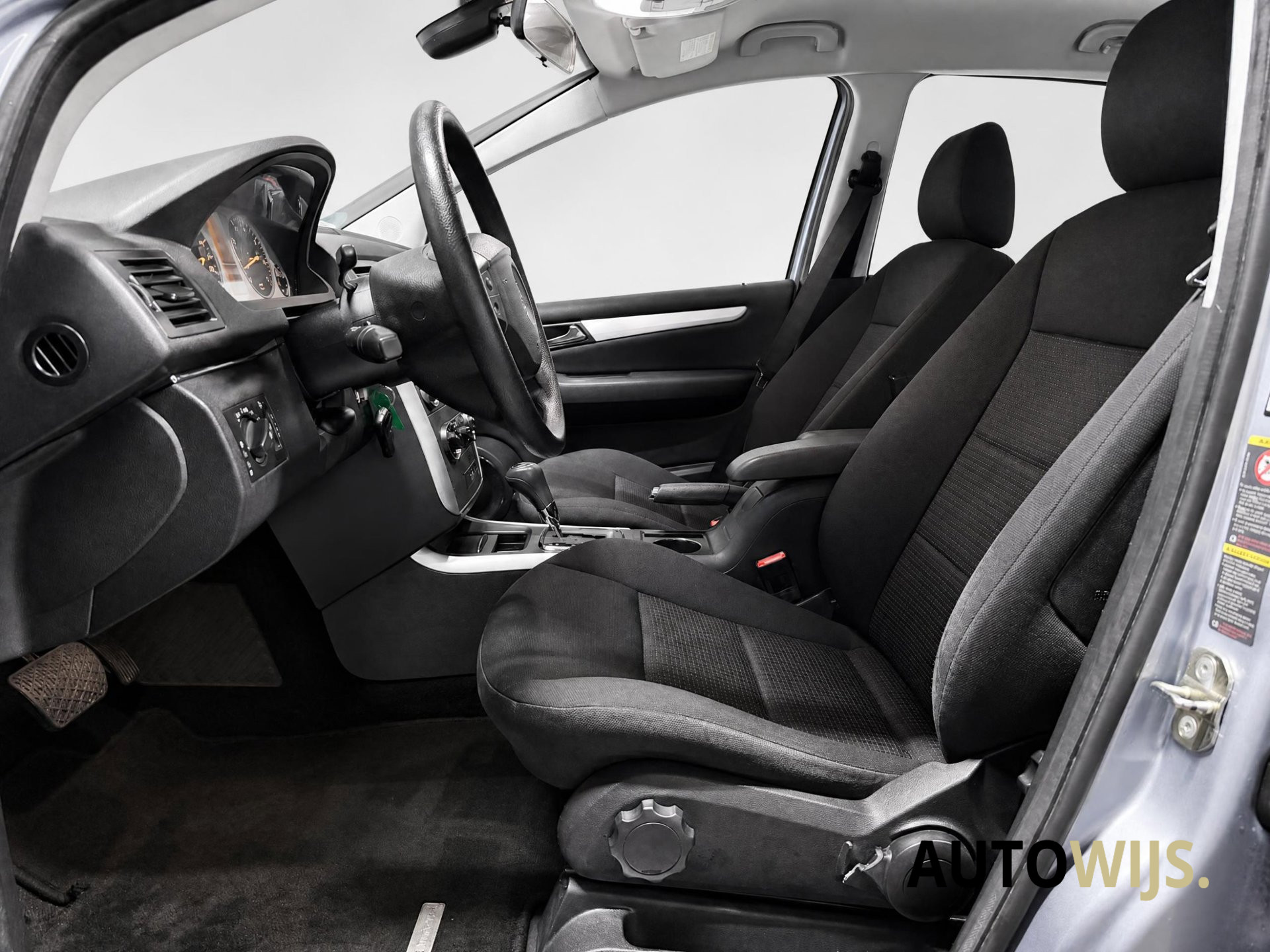 Foto van Mercedes-Benz B 200