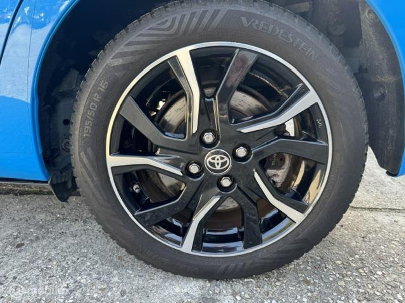 Foto van Toyota Toyota Yaris Hybrid