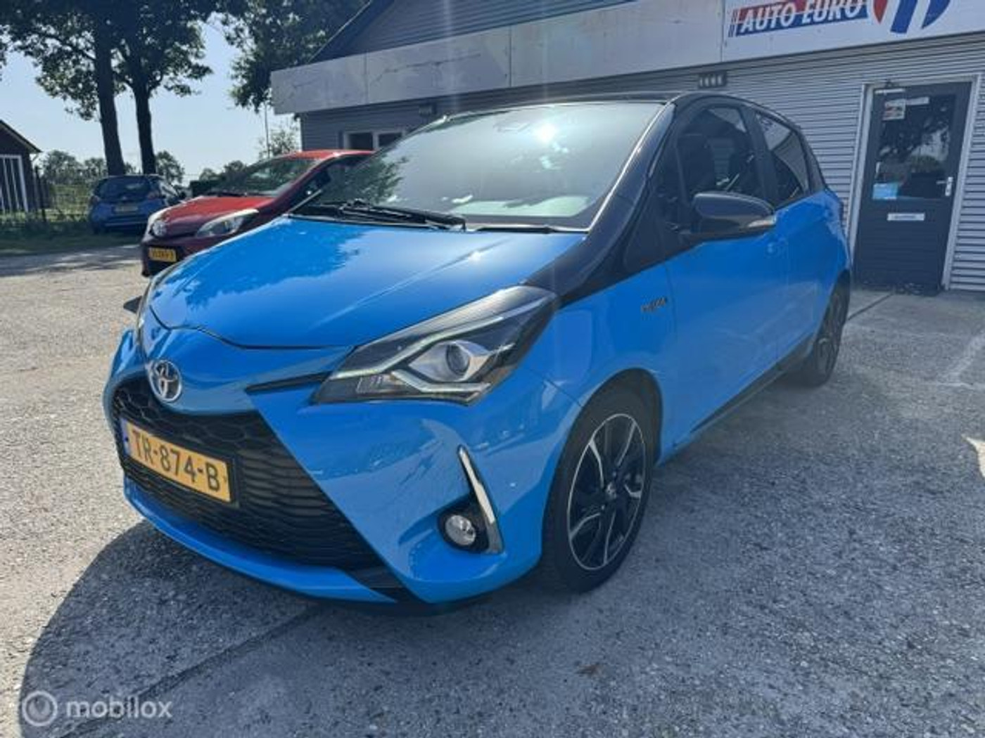 Toyota Toyota Yaris Hybrid 1.5 Hybrid SkyBlue Bi-Tone NL-Auto+1e.EIG. 2018 - voorkant
