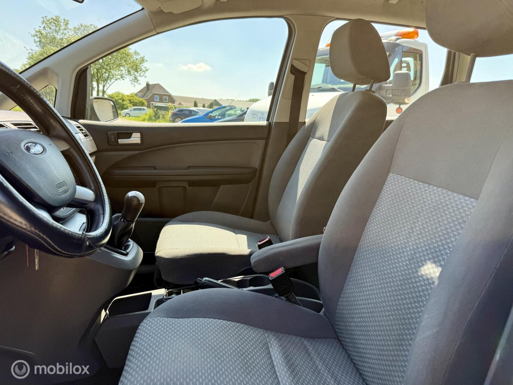 Foto van Ford Focus C-max